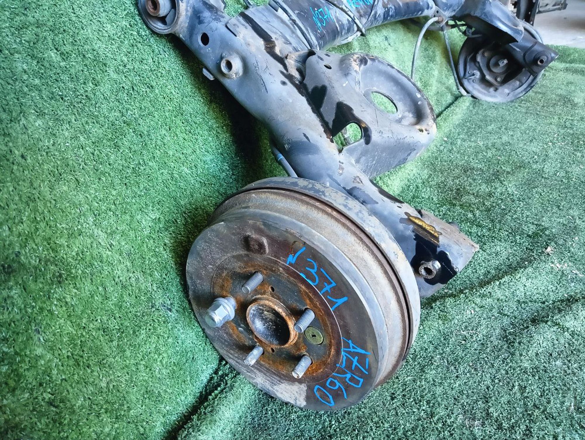 371 Балка заднего моста TOYOTA NOAH AZR60, 9999 рублей, Невинномысск