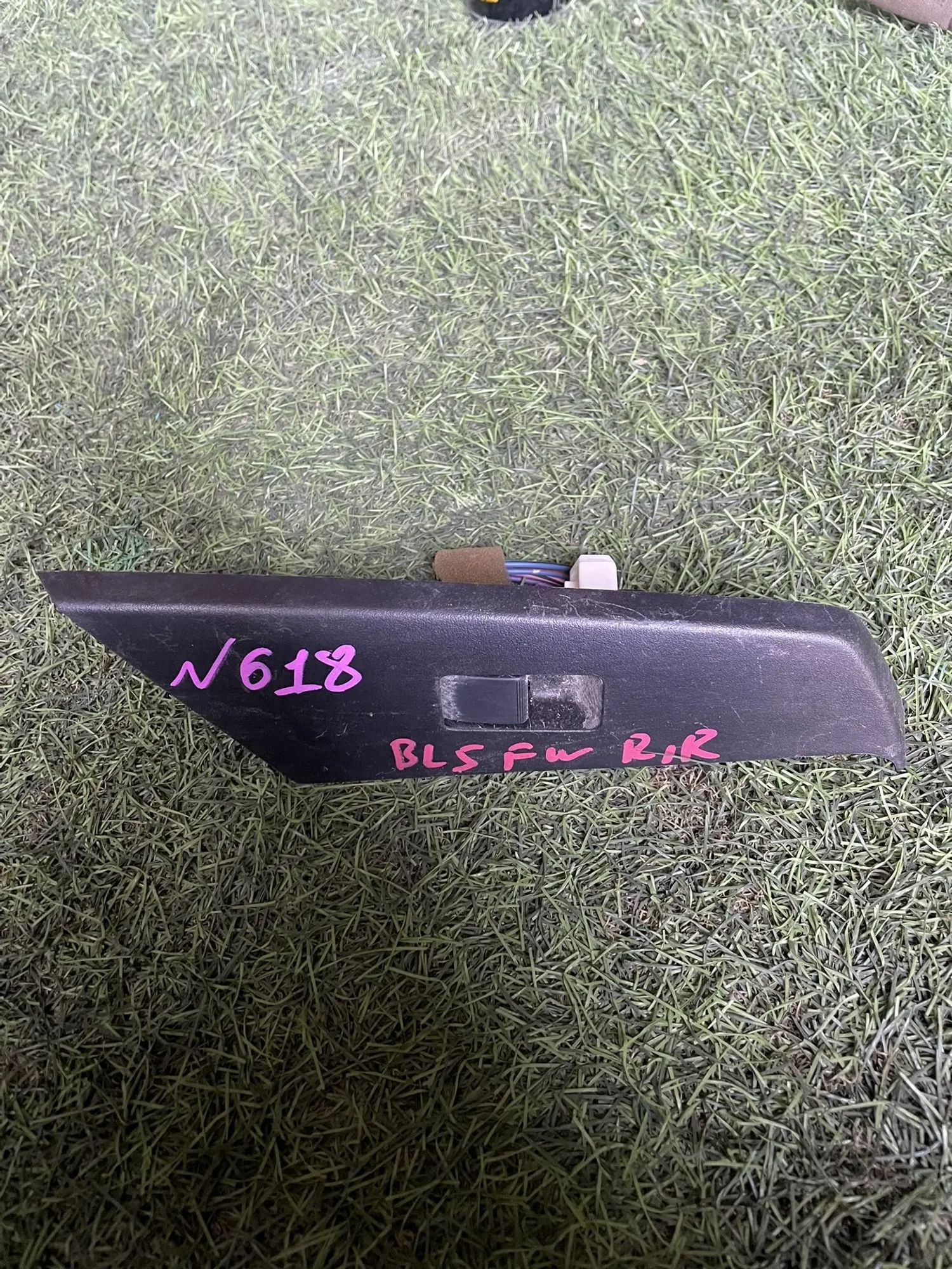 618 Блок управления стеклоподъемником задний правый MAZDA AXELA BL5FW, 3000 рублей, Невинномысск