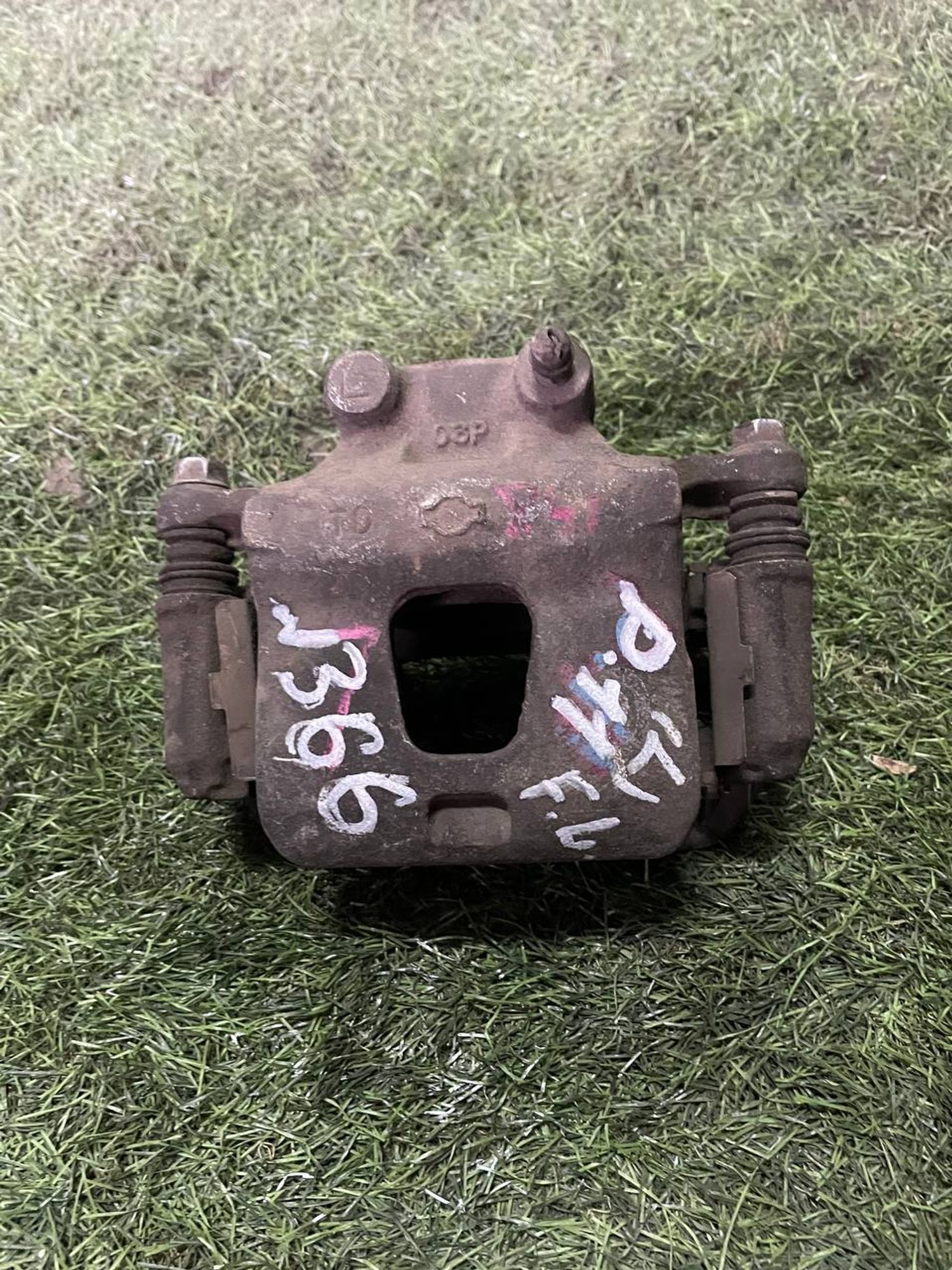 366 Суппорт тормозной передний левый NISSAN PRIMERA P11, 3000 рублей, Невинномысск