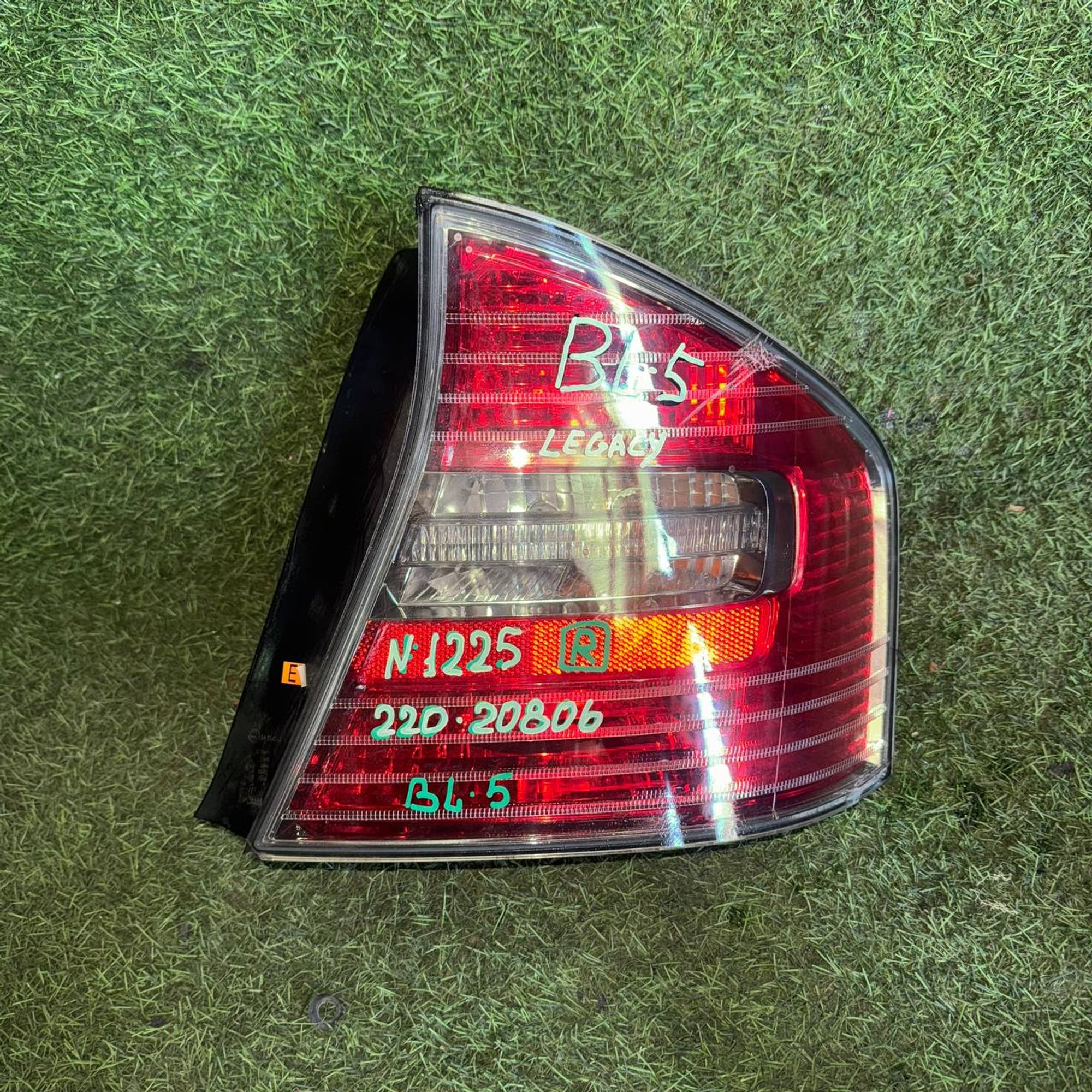1225 Фонарь задний правый SUBARU LEGACY BL5, 1 рублей, Невинномысск