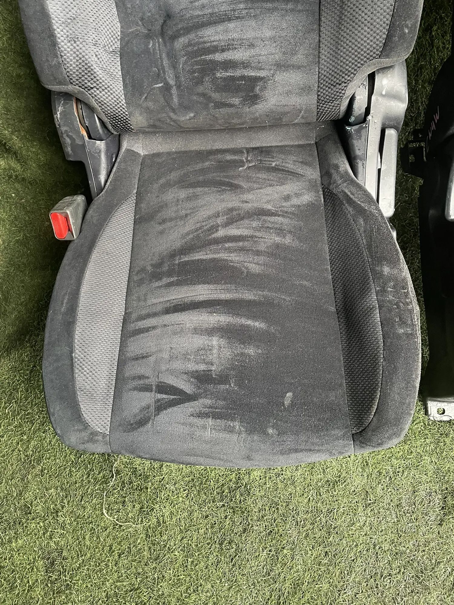 https://ycs.partsauto.market/partsauto-images/thmbs/userImages/772e461030aea93f4dbb6447c0f924d3/part/7b9a6a74-8f75-461b-9329-c96d2ffa471e_1777967078003.jpg