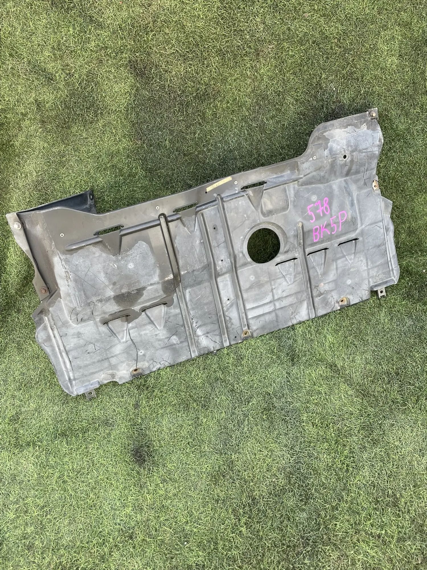 https://ycs.partsauto.market/partsauto-images/thmbs/userImages/772e461030aea93f4dbb6447c0f924d3/part/7bad64db-960a-44ad-bcf8-f8be7129e178_1775220148280.jpg