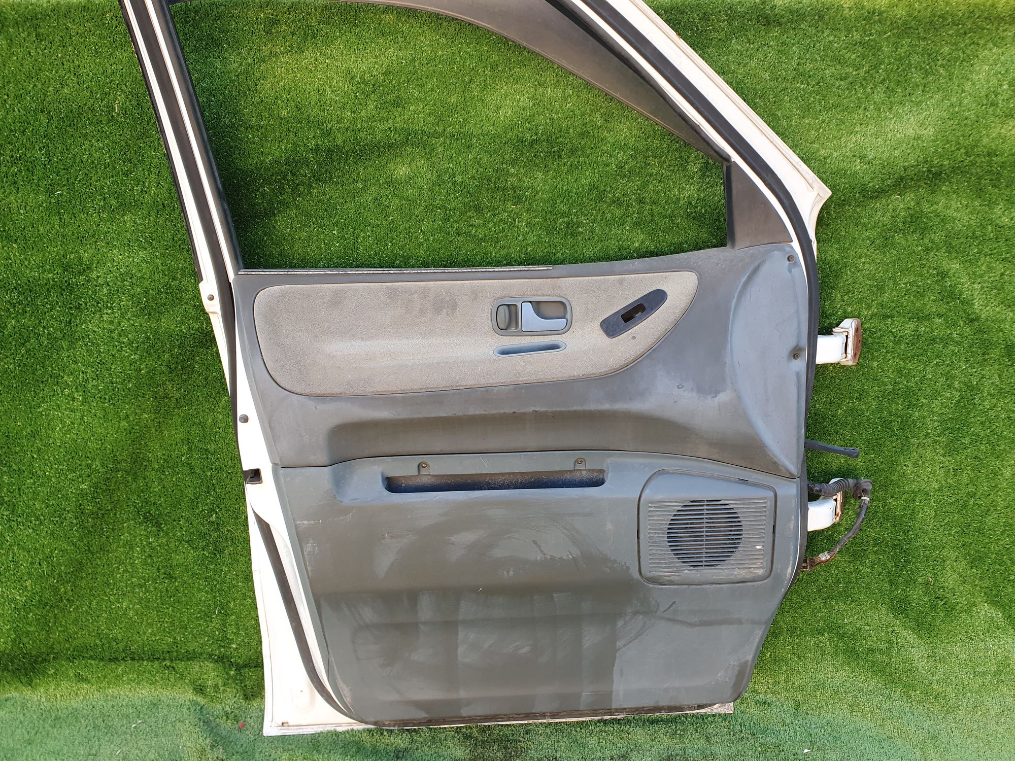 63 дверь на NISSAN LARGO W30, 9000 рублей, Невинномысск