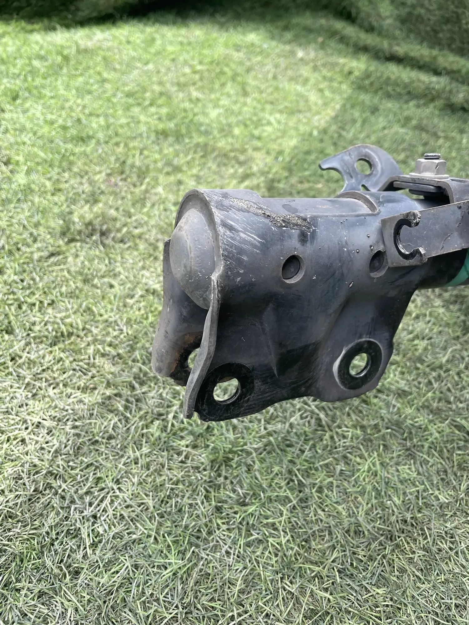 https://ycs.partsauto.market/partsauto-images/thmbs/userImages/772e461030aea93f4dbb6447c0f924d3/part/7bf189b9-75d3-4047-8294-6d0e542e645e_1779171476523.jpg