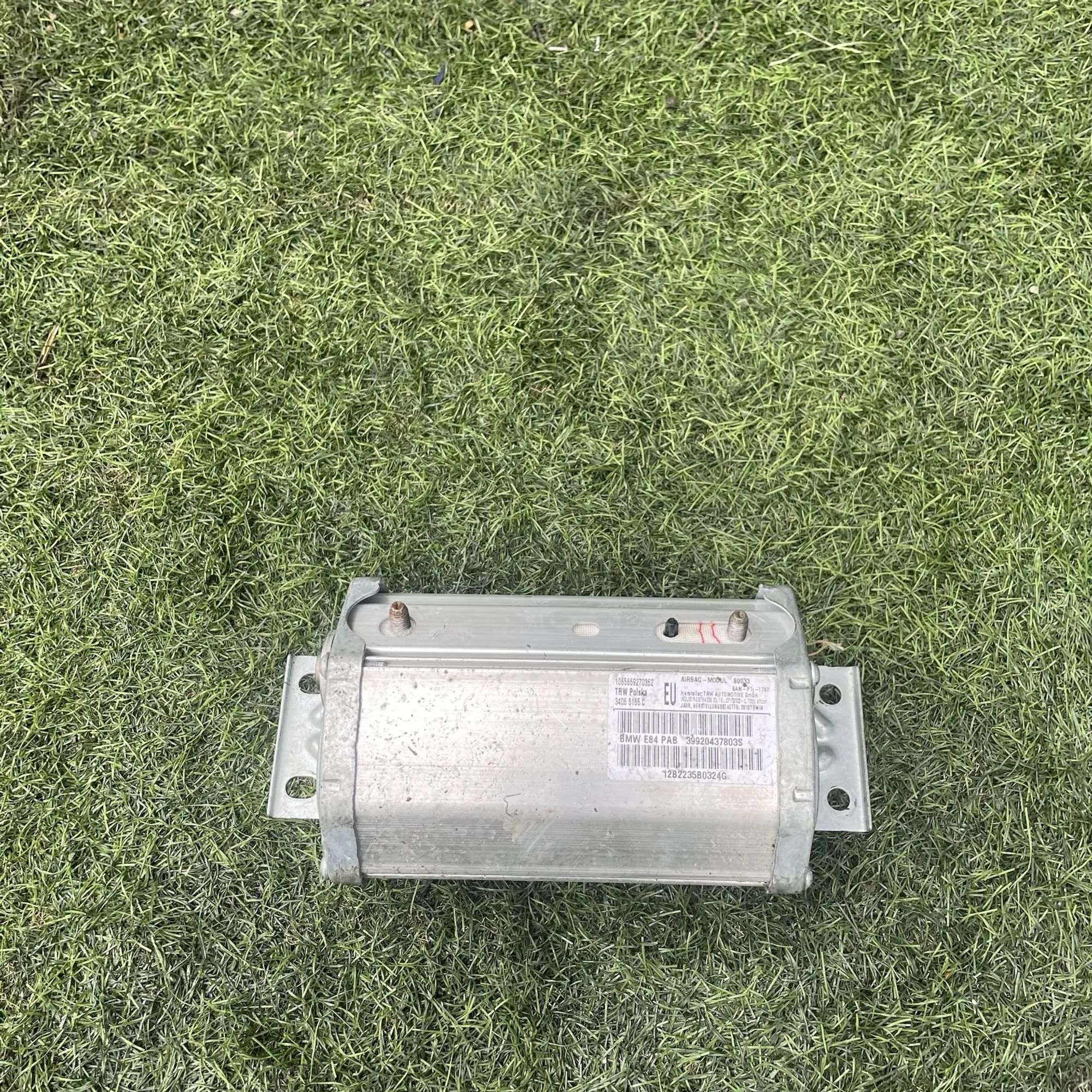 https://ycs.partsauto.market/partsauto-images/thmbs/userImages/772e461030aea93f4dbb6447c0f924d3/part/7c65fa0f-9a3b-4195-98d5-3f5d30362003_1778929332546.jpg