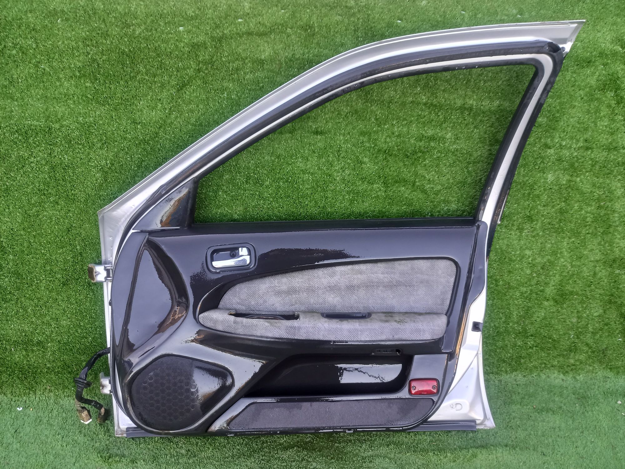 194 дверь F/R на NISSAN CEFIRO A32, 8000 рублей, Невинномысск