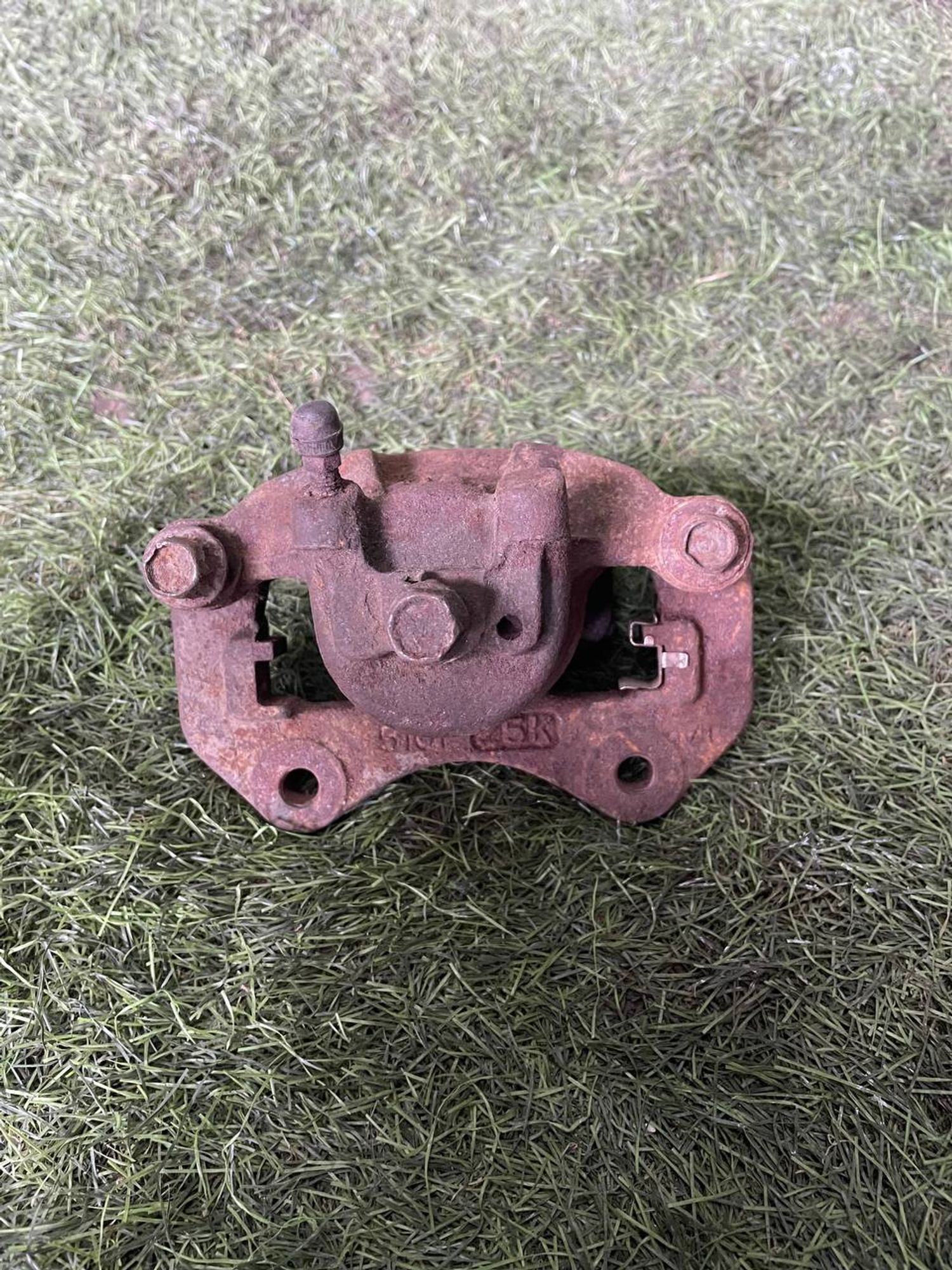 156 Суппорт тормозной передний левый DAIHATSU YRV M100G, 3000 рублей, Невинномысск