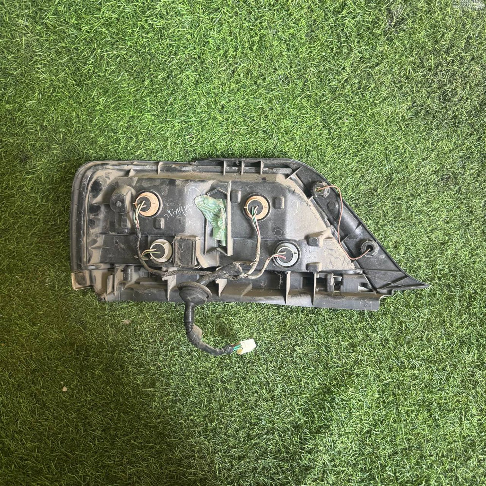 1009 Фонарь задний правый TOYOTA CRESTA GX100, 5000 рублей, Невинномысск