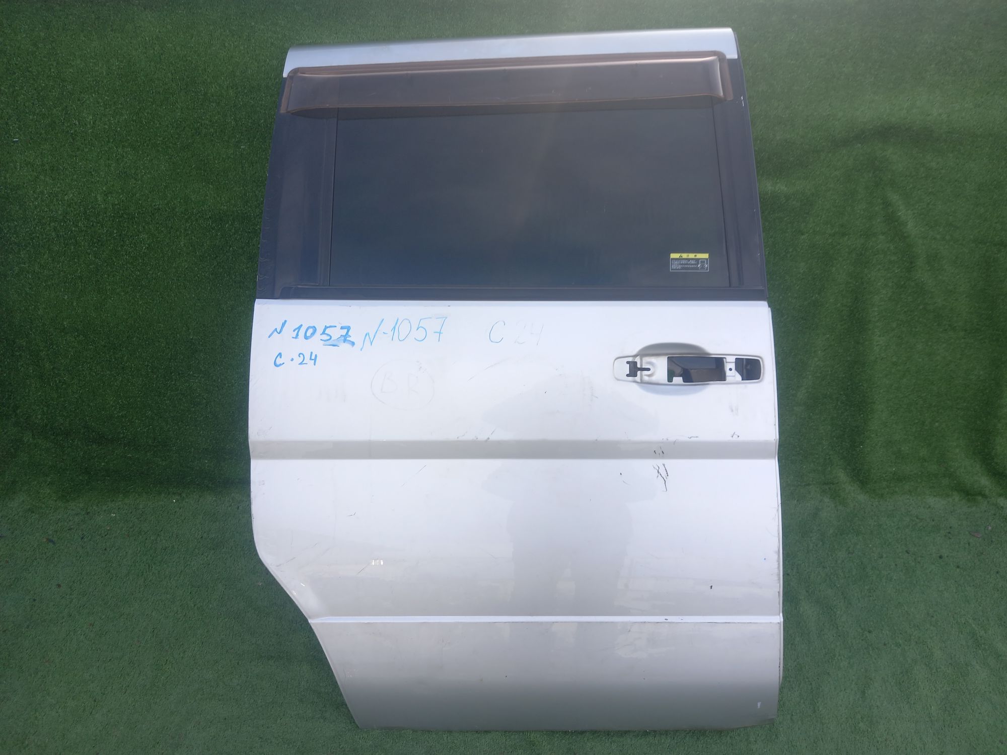 1057 дверь на NISSAN SERENA C24, 10000 рублей, Невинномысск