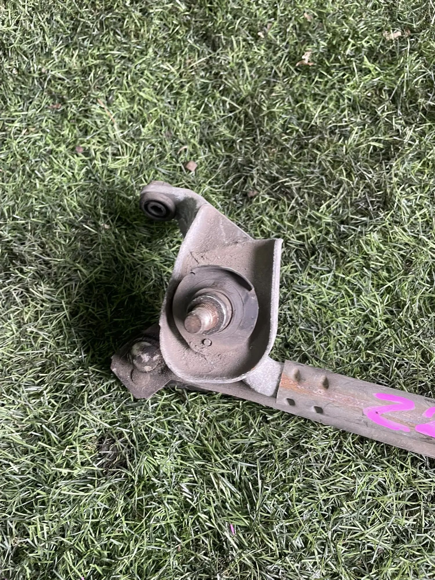 https://ycs.partsauto.market/partsauto-images/thmbs/userImages/772e461030aea93f4dbb6447c0f924d3/part/7de81c0b-3da2-46d9-ae75-d068f9c6328d_1775563325789.jpg