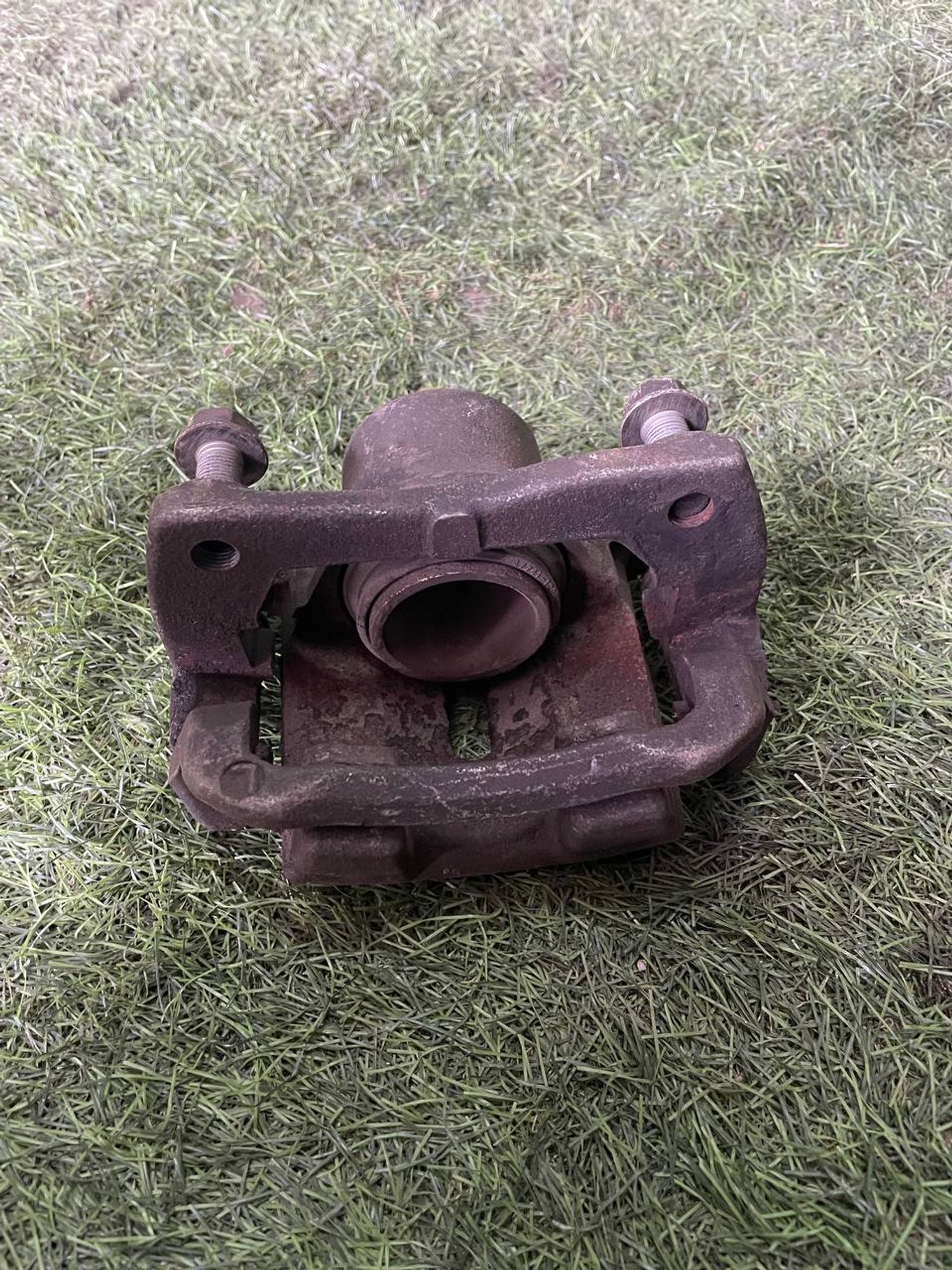 194 Суппорт тормозной передний левый TOYOTA BB NCP31, 3000 рублей, Невинномысск