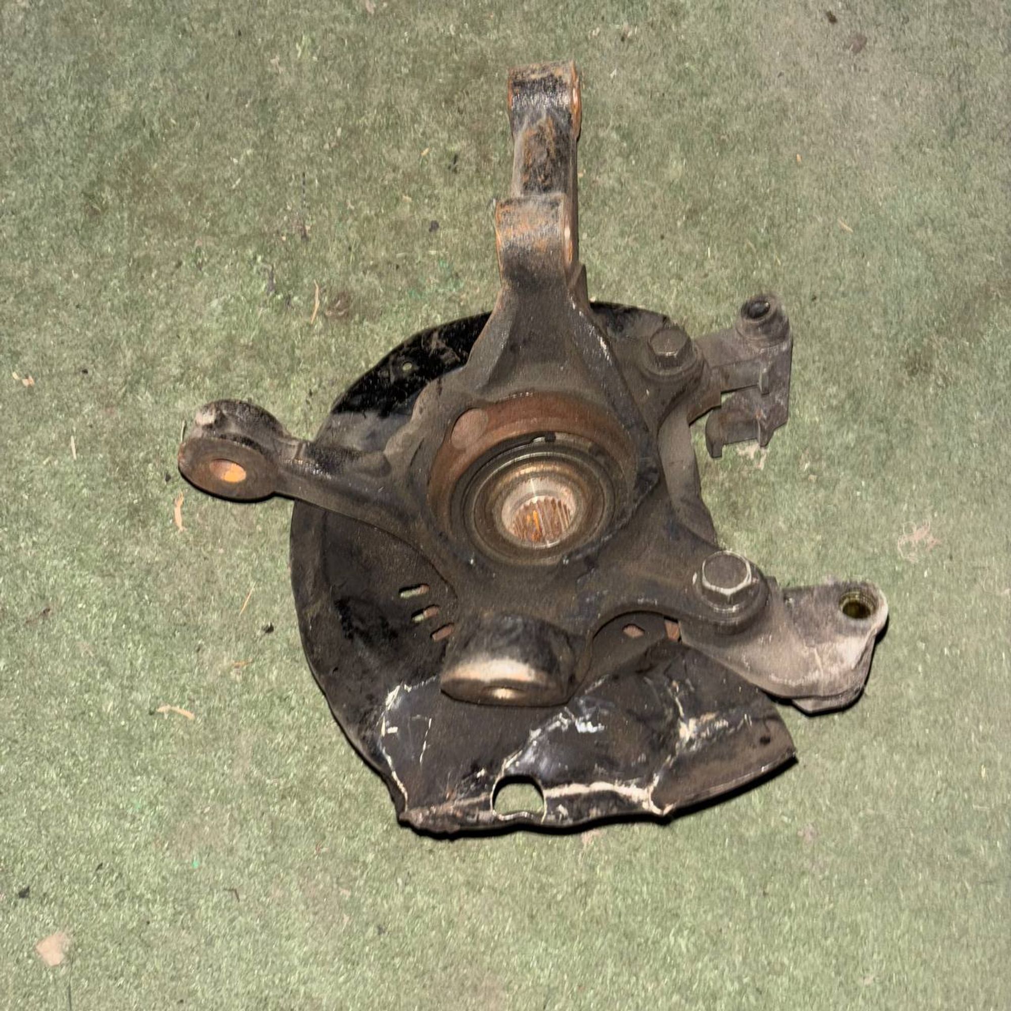 812 Ступица передняя левая TOYOTA VITZ SCP10, 5000 рублей, Невинномысск