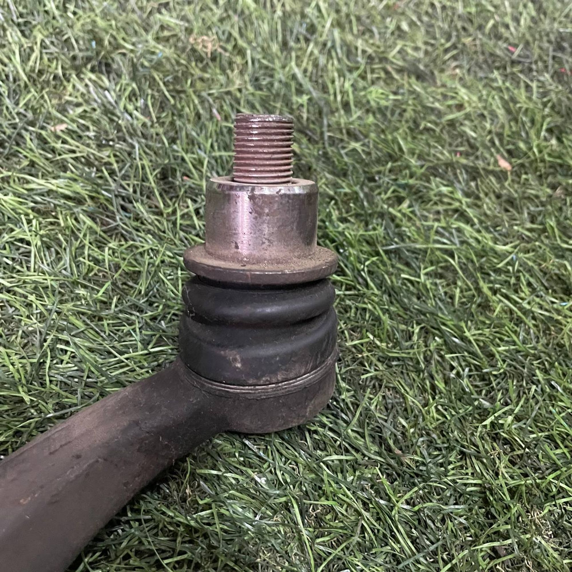 25 Рычаг передний правый нижний Mazda Atenza GG, 2500 рублей, Невинномысск