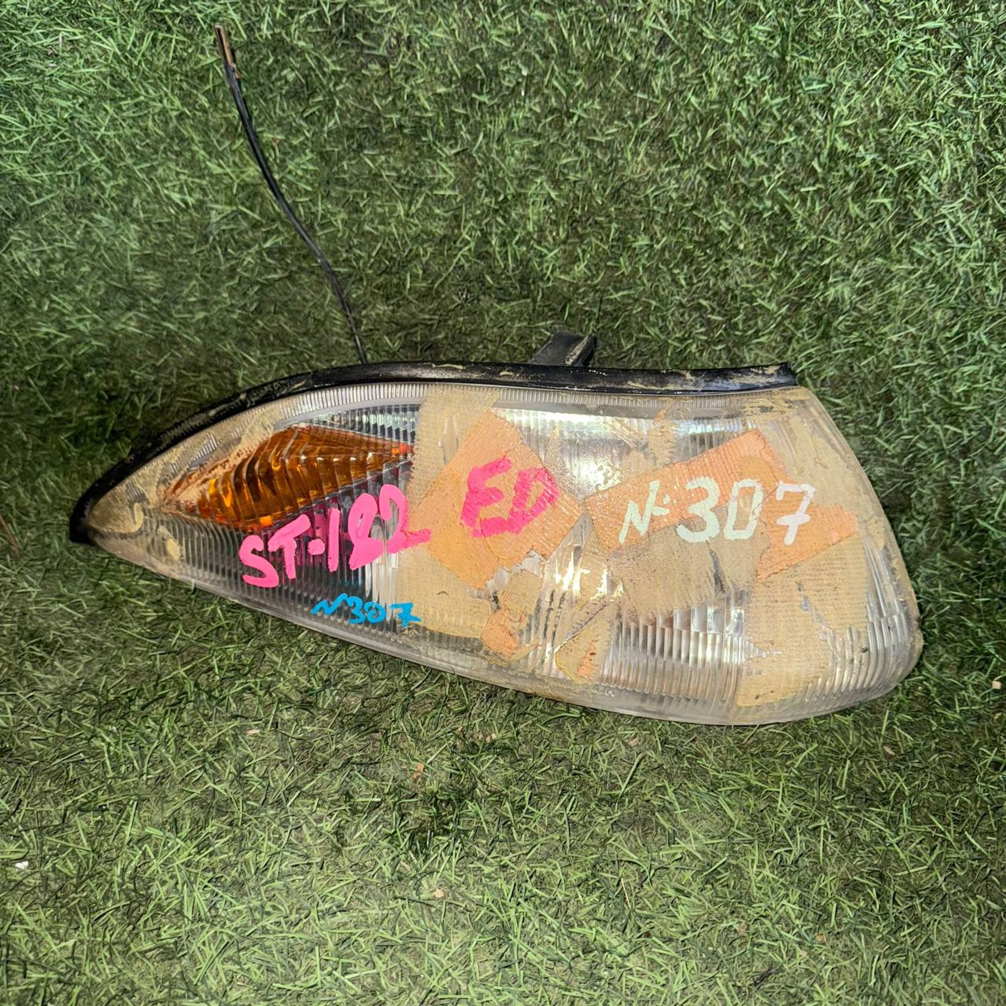 307 Фонарь габаритный правый TOYOTA CARINA ED ST182, 2500 рублей, Невинномысск