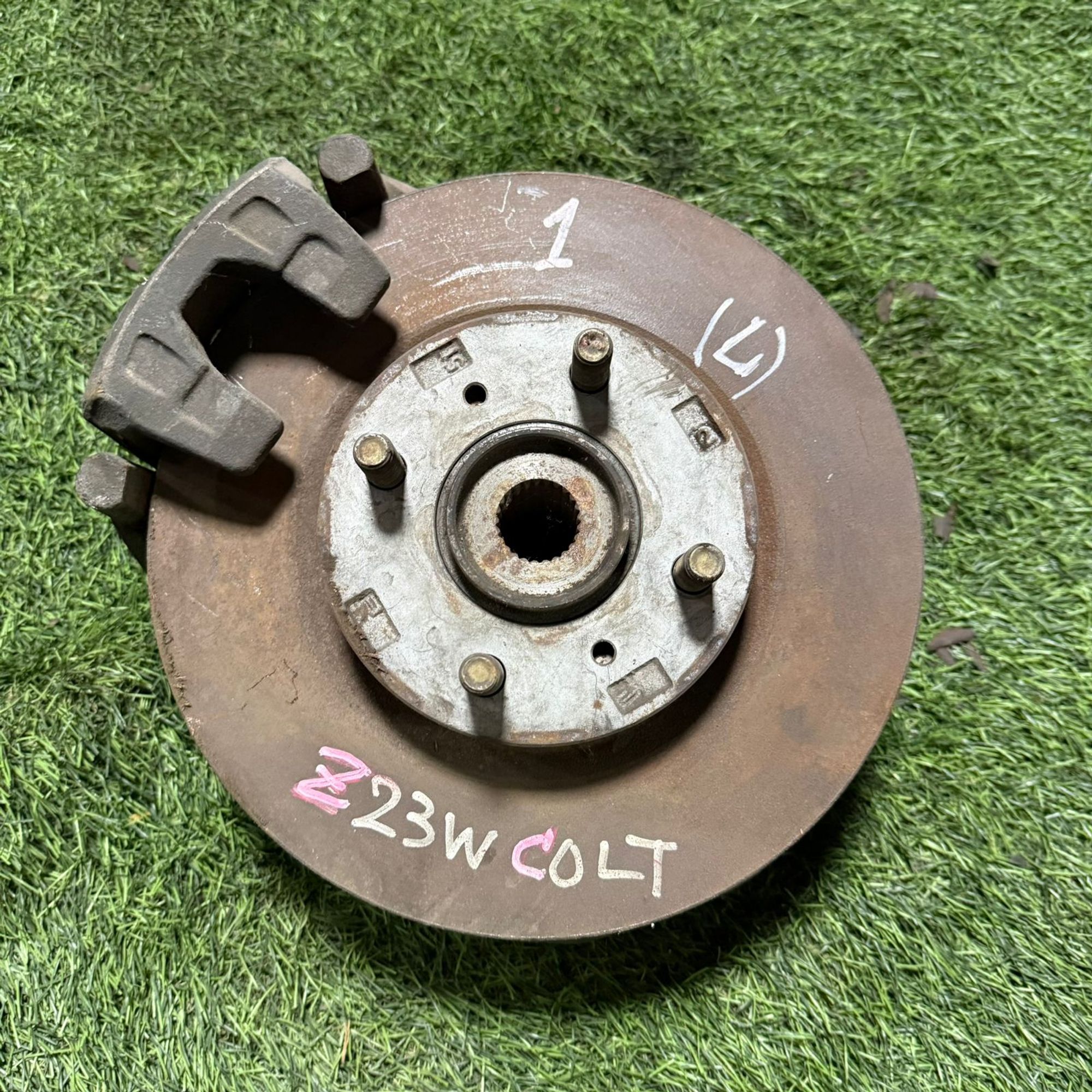 1 Ступица передняя левая MITSUBISHI COLT Z23A, 6500 рублей, Невинномысск