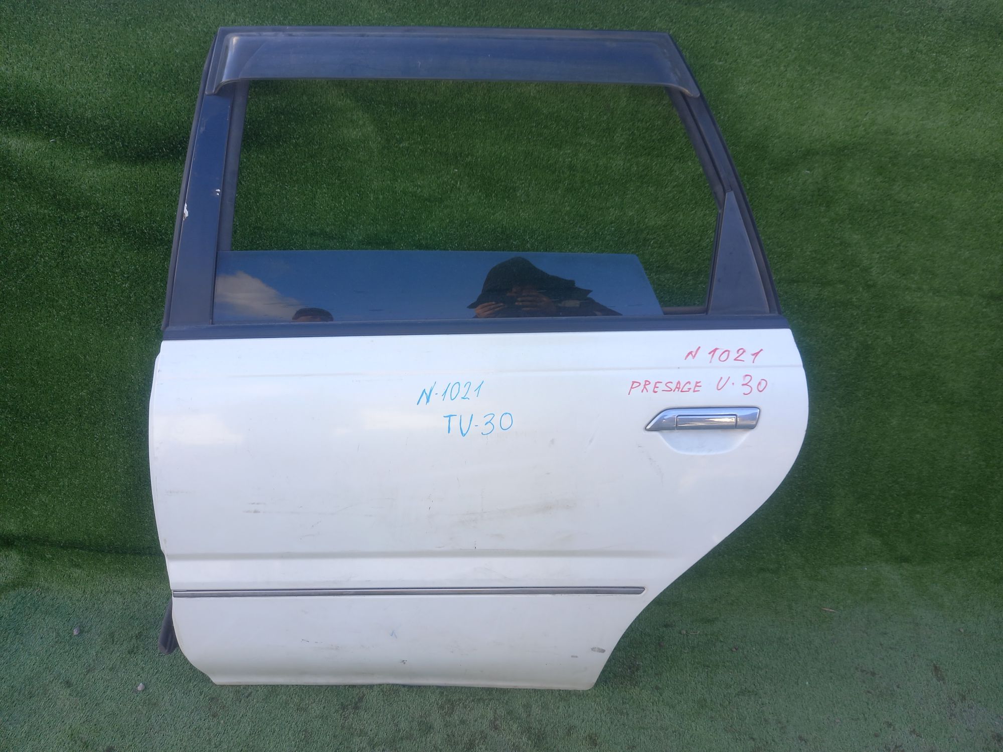 1021 дверь на NISSAN PRESAGE U30, 11000 рублей, Невинномысск