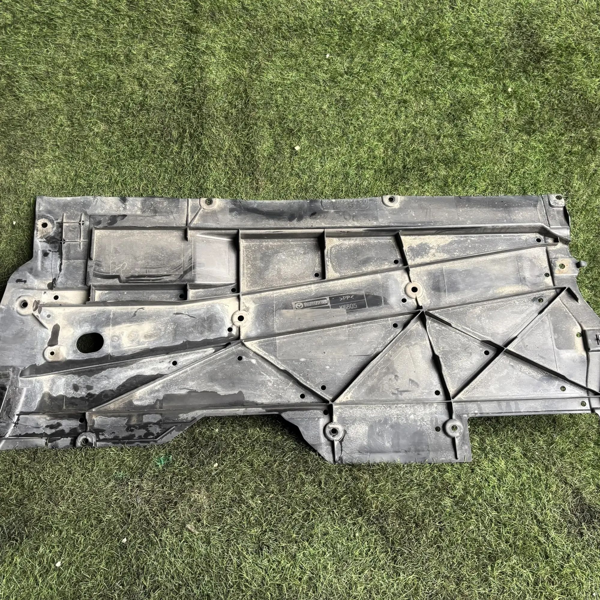 https://ycs.partsauto.market/partsauto-images/thmbs/userImages/772e461030aea93f4dbb6447c0f924d3/part/8113139c-b1de-4251-a16b-c2b33b6f7bb5_1777278471157.jpg