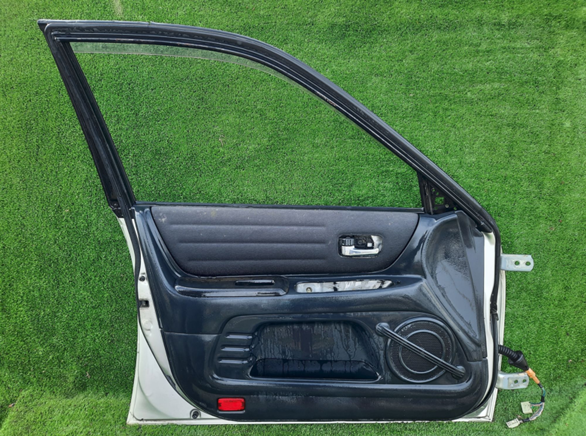 1511 дверь на TOYOTA ALTEZZA GXE10, 8500 рублей, Невинномысск