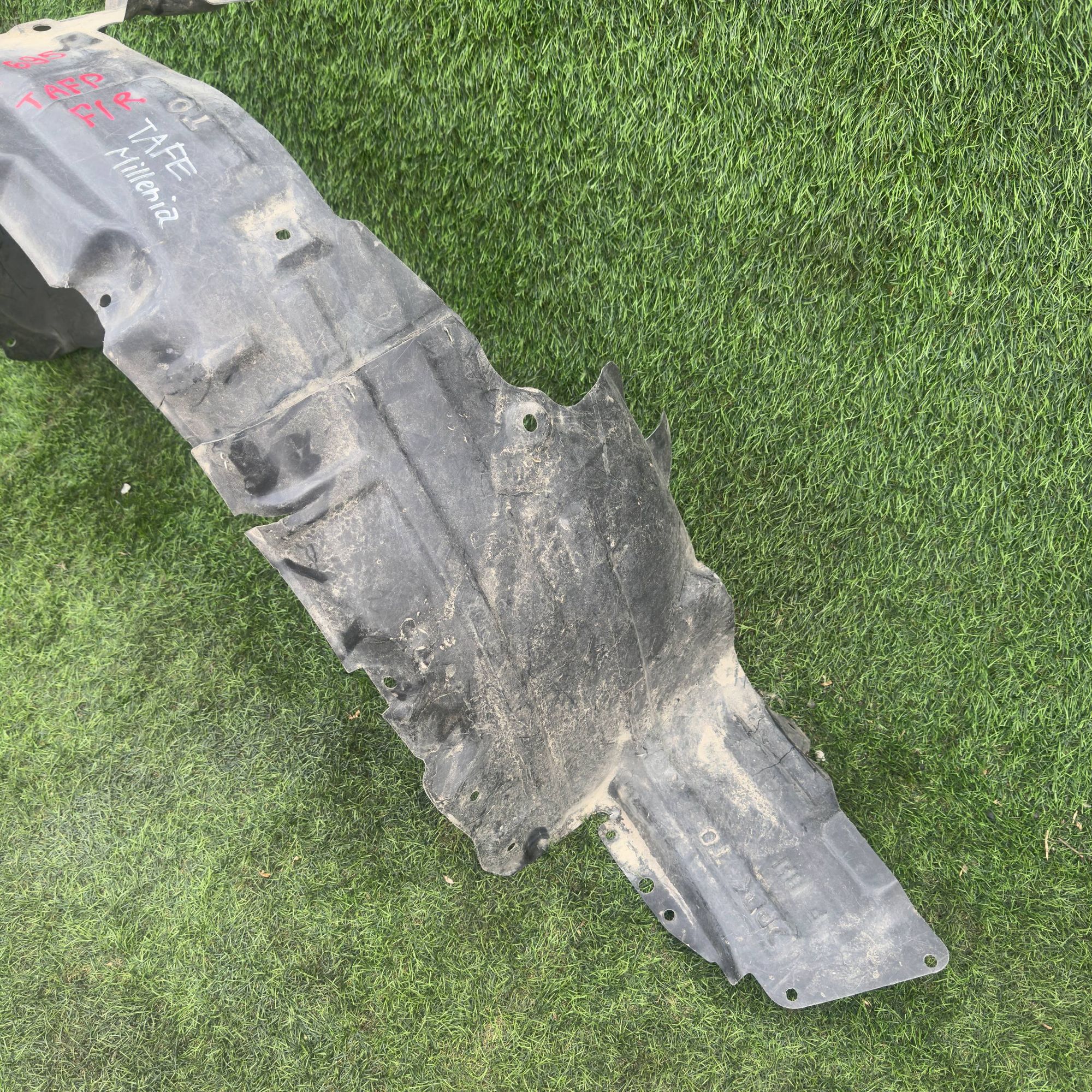 695 Подкрылок передний правый MAZDA MILLENIA TAFP, 999 рублей, Невинномысск