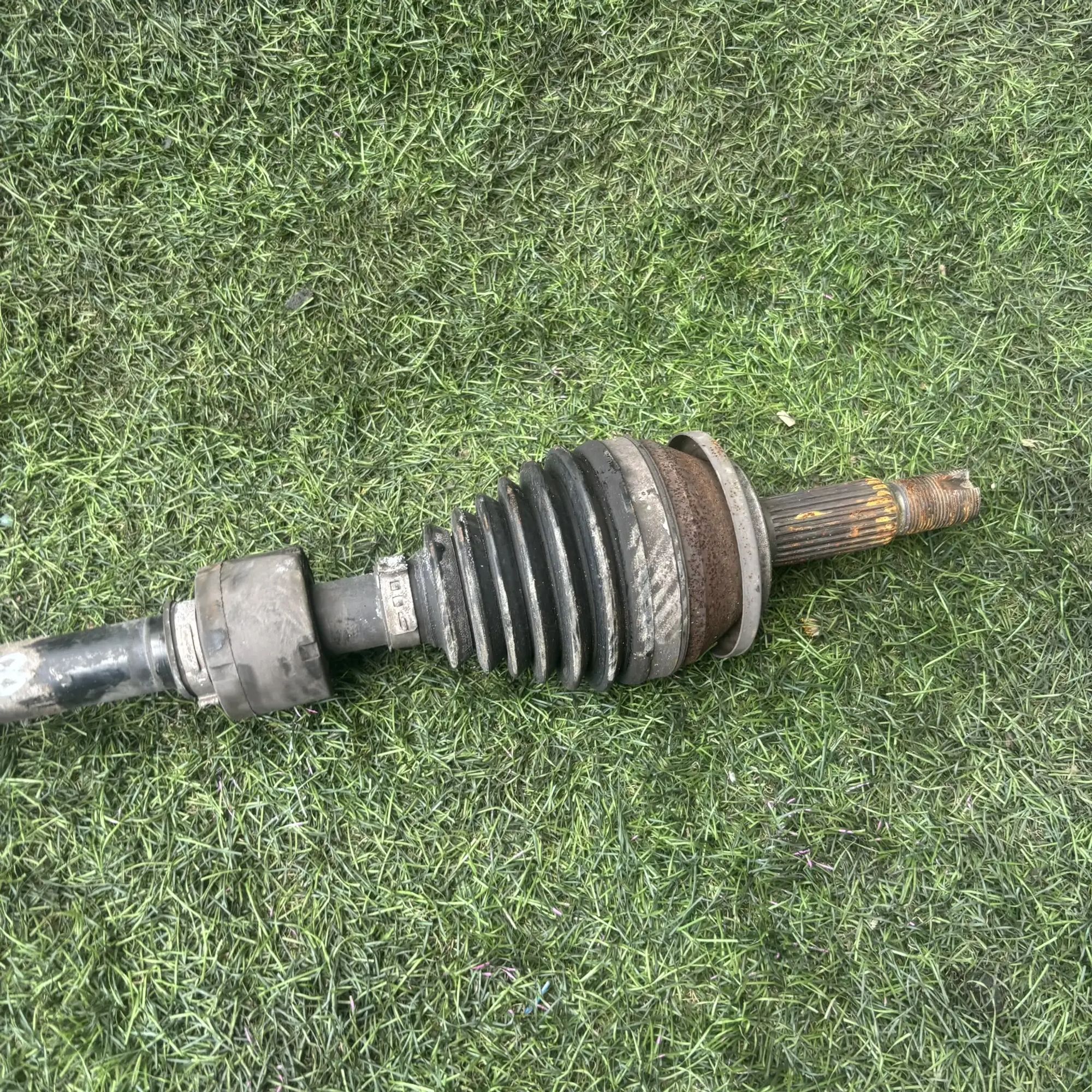 https://ycs.partsauto.market/partsauto-images/thmbs/userImages/772e461030aea93f4dbb6447c0f924d3/part/815816e8-7b80-4fe9-9461-2b5460c3010e_1776850531029.jpg