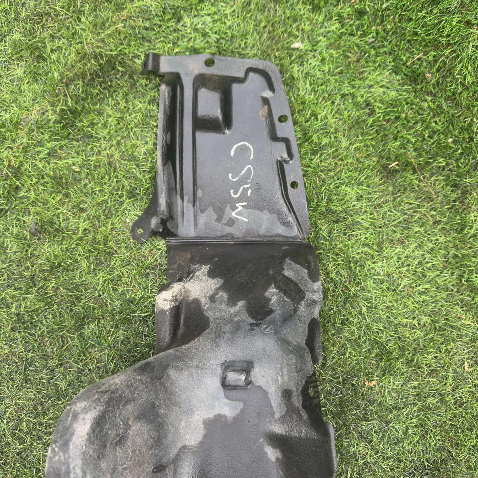 456 Подкрылок передний левый MITSUBISHI LANCER CS, 999 рублей, Невинномысск