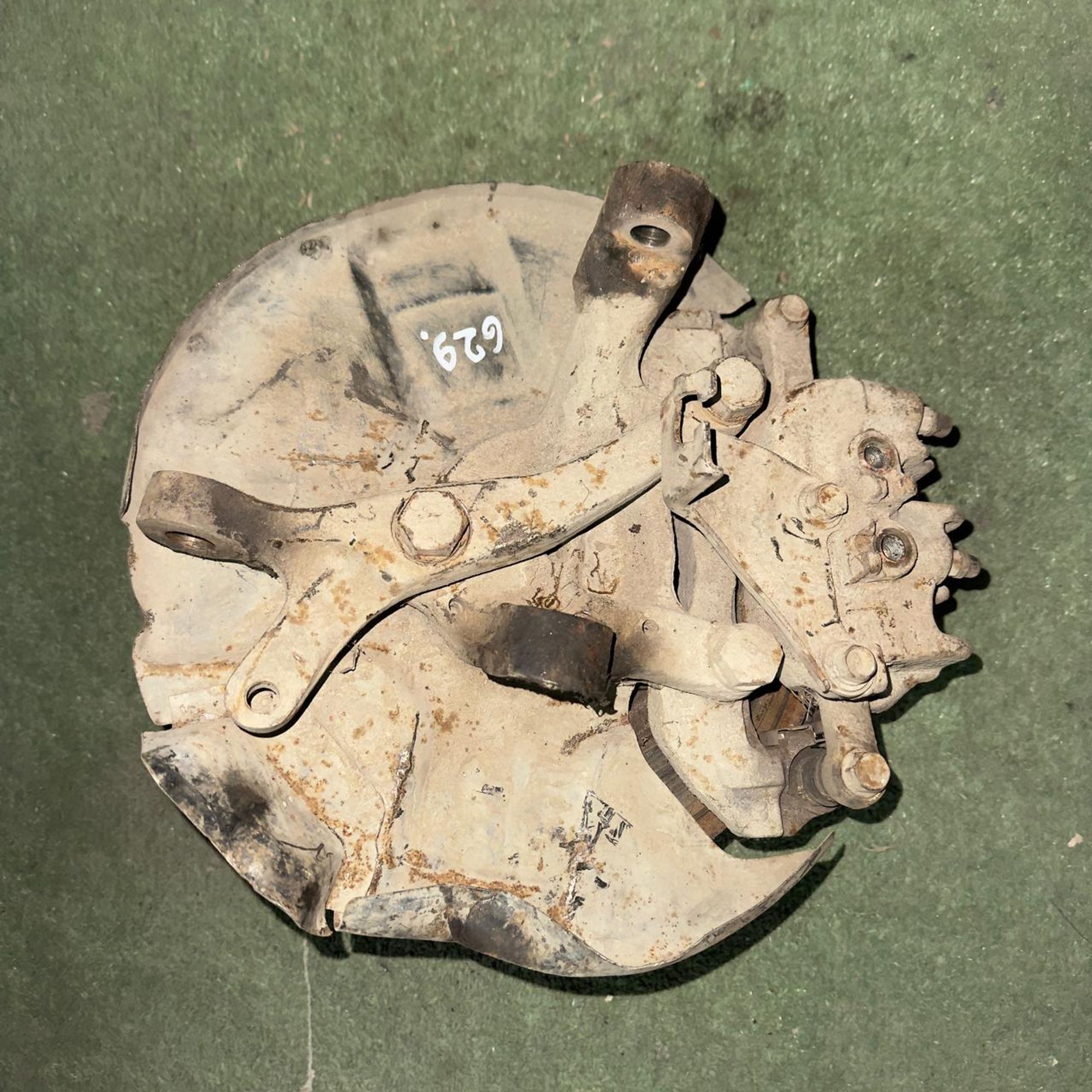 629 Ступица передняя правая NISSAN URVAN E24, 1 рублей, Невинномысск