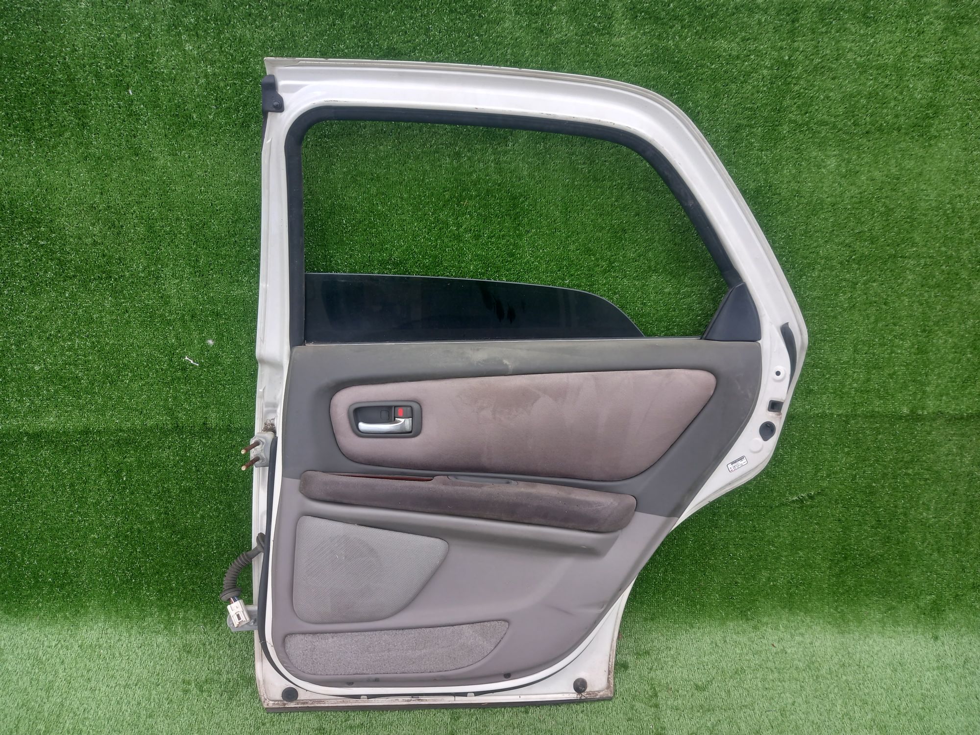 1751 дверь на TOYOTA CRESTA JZX100, 10500 рублей, Невинномысск