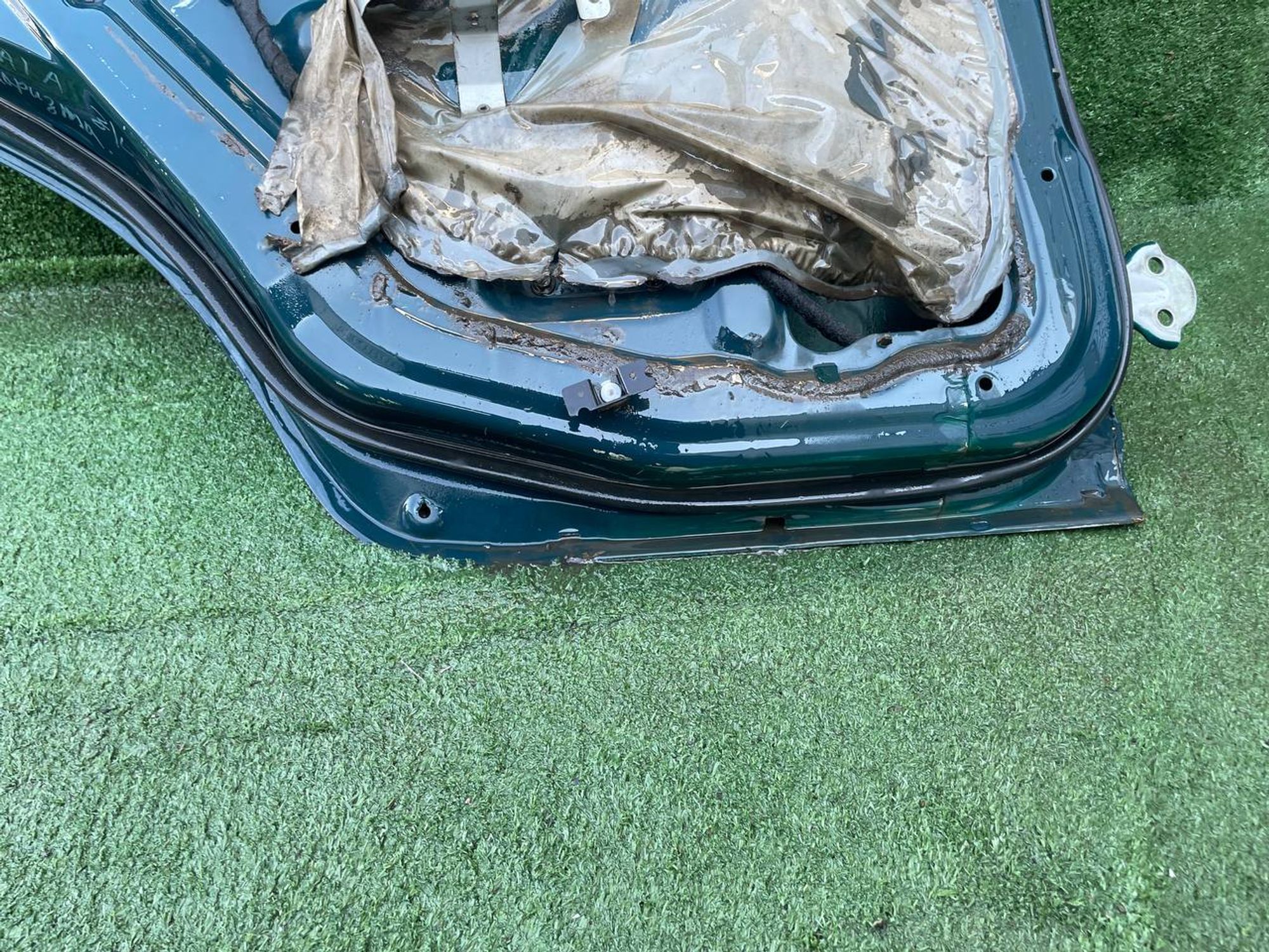 1395 дверь на MITSUBISHI CARISMA DA2A, 4500 рублей, Невинномысск