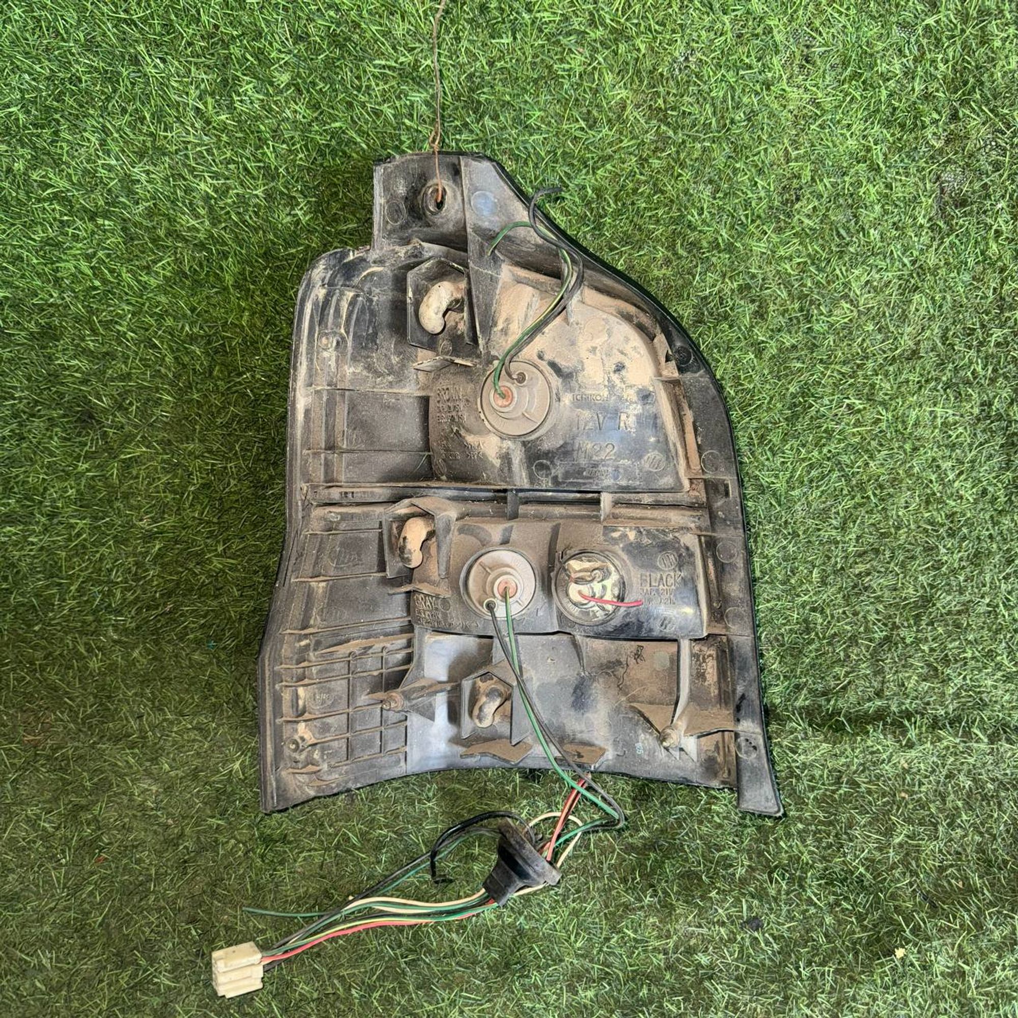 934 Фонарь задний правый MAZDA DEMIO DW3W, 7500 рублей, Невинномысск