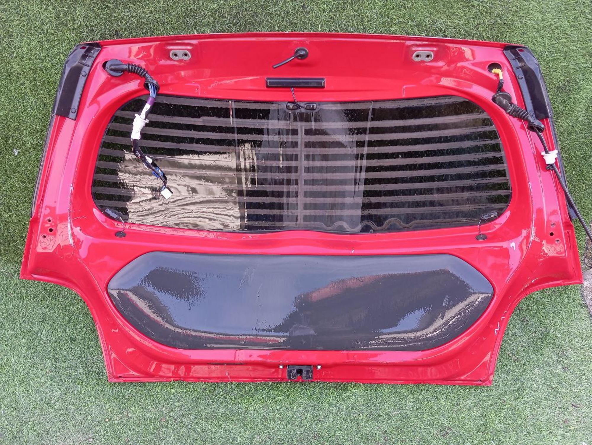 123 дверь багажника на TOYOTA IST NCP60, 12500 рублей, Невинномысск