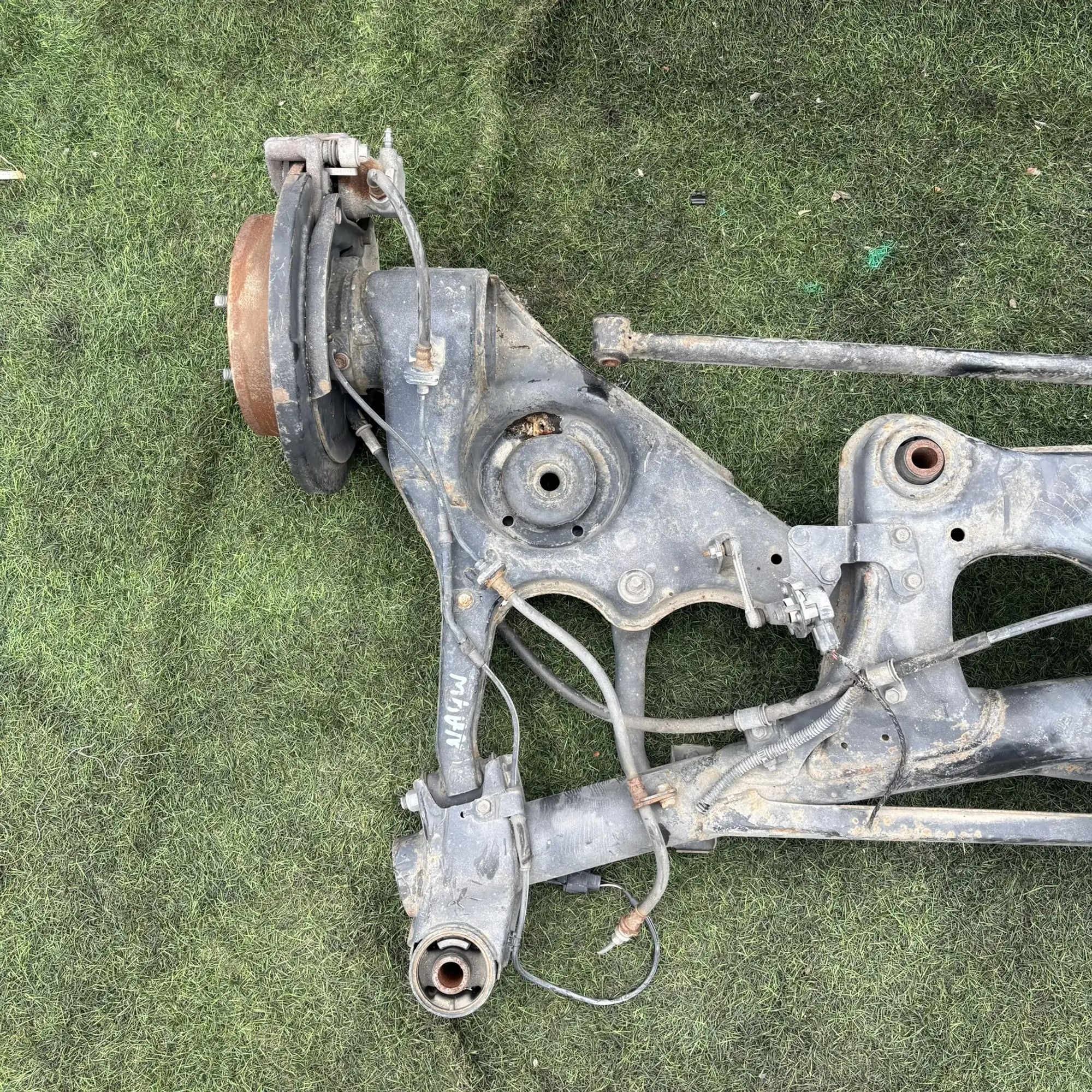 https://ycs.partsauto.market/partsauto-images/thmbs/userImages/772e461030aea93f4dbb6447c0f924d3/part/82f5f520-a7f6-4459-b905-01b002a723c5_1777014467303.jpg