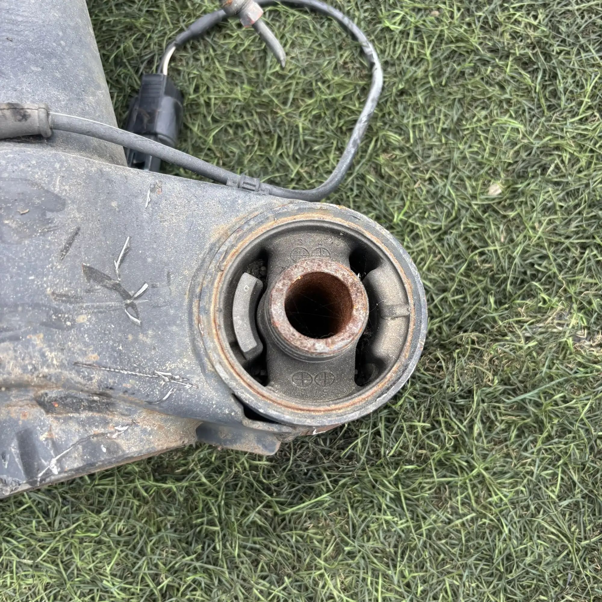 https://ycs.partsauto.market/partsauto-images/thmbs/userImages/772e461030aea93f4dbb6447c0f924d3/part/83c663cf-e4de-4494-8bcb-aaf9a5bbb234_1777014467951.jpg