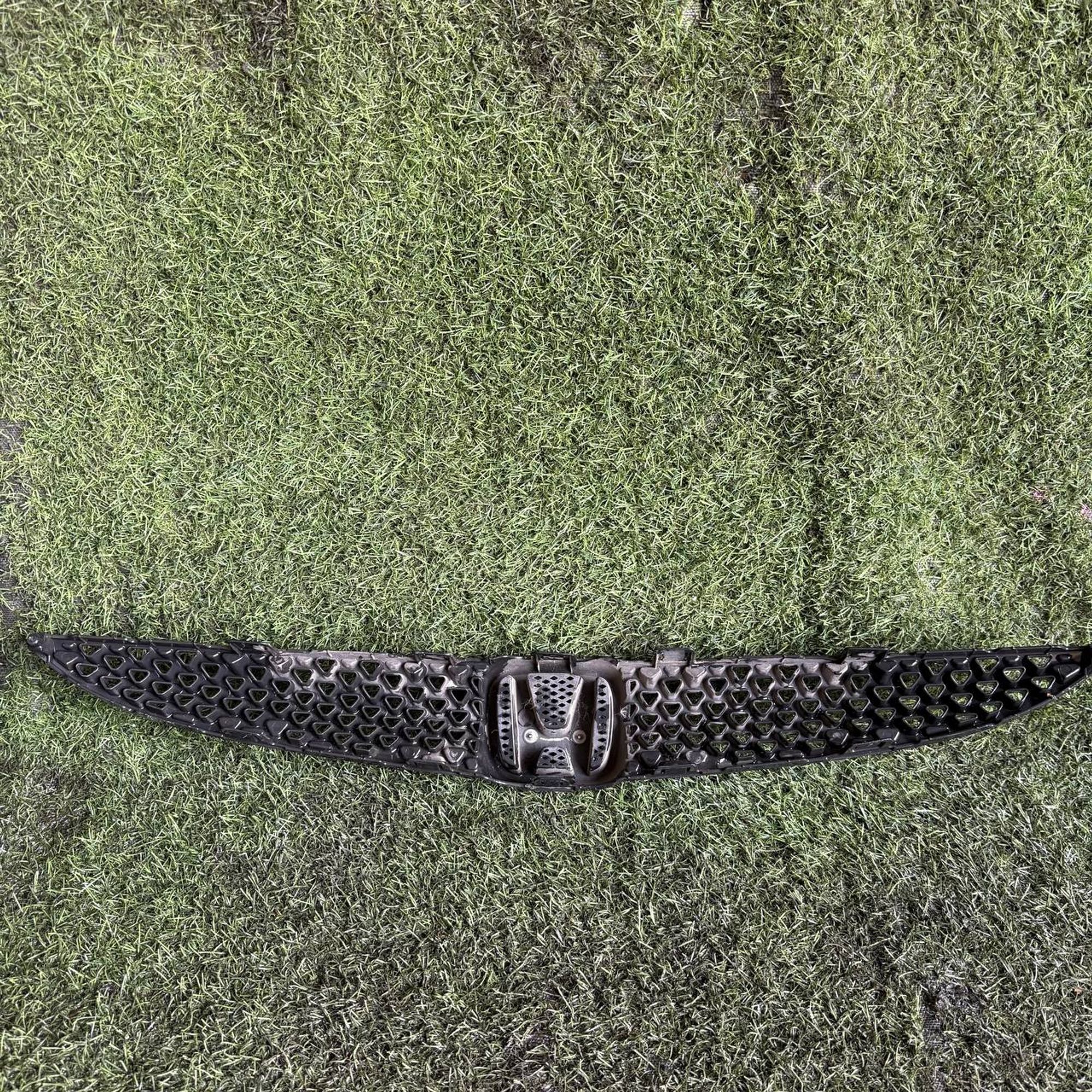 306 Решетка радиатора HONDA FIT GD1, 2500 рублей, Невинномысск