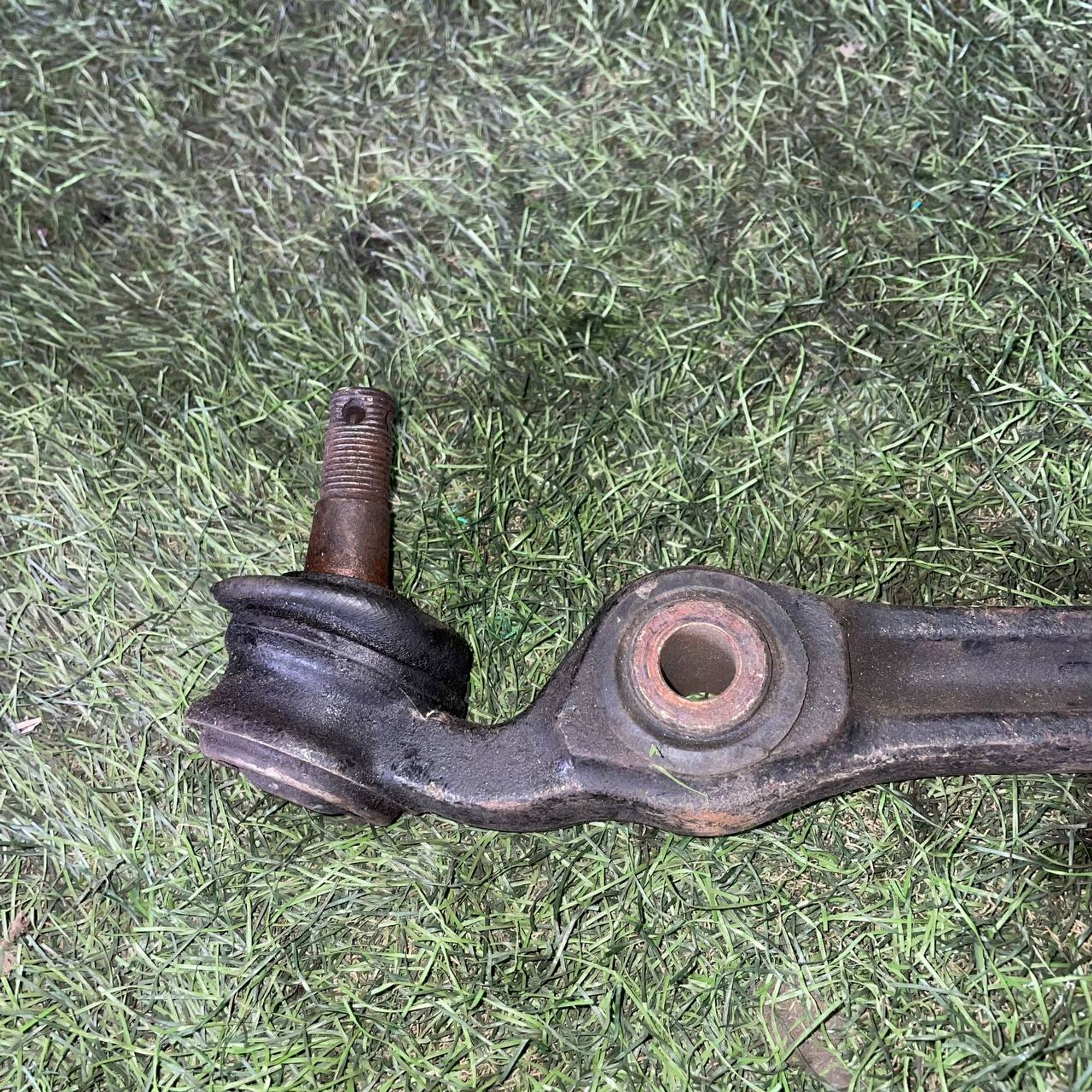 20 Рычаг задний левый нижний Mazda Millenia TAFP, 5000 рублей, Невинномысск