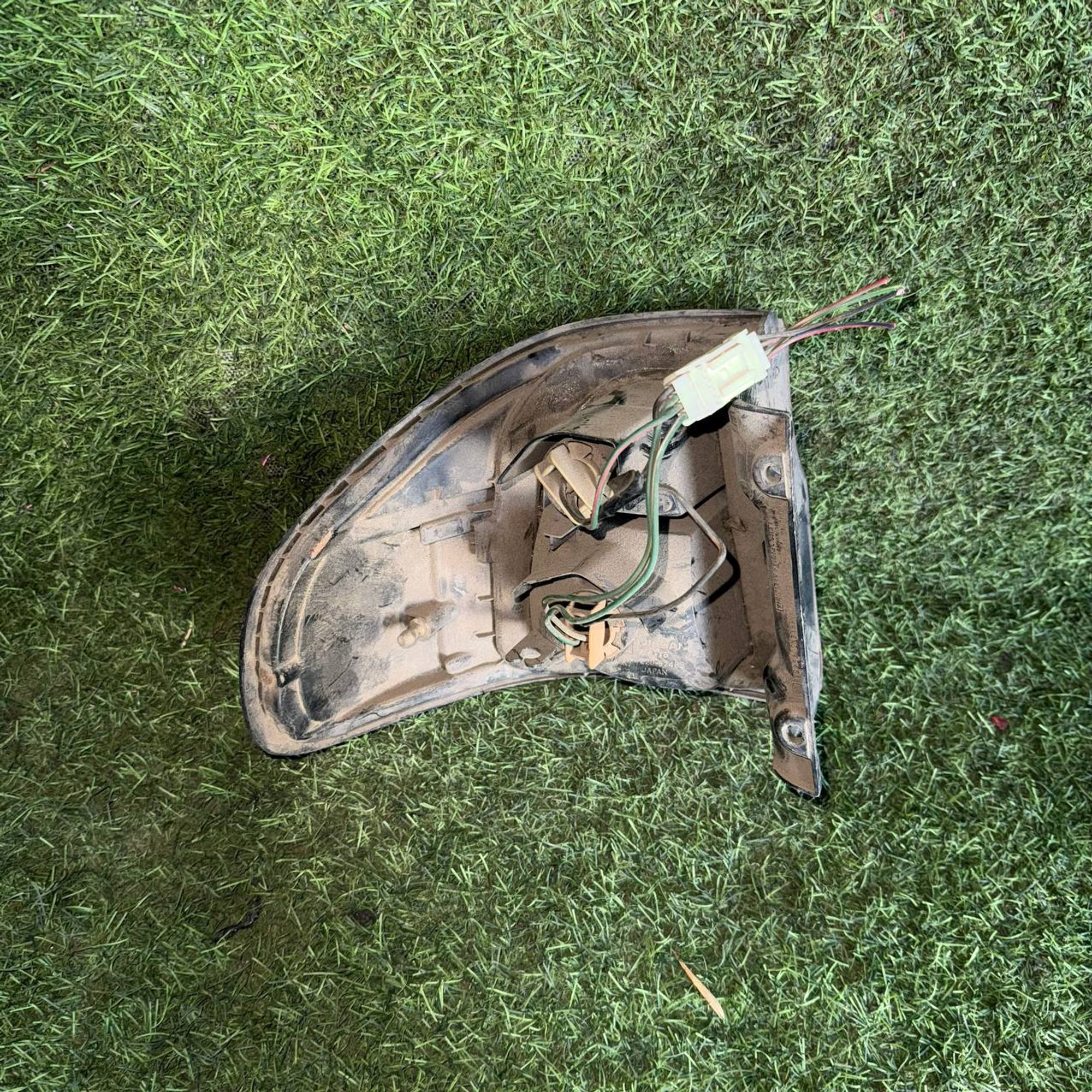 814 Фонарь задний правый NISSAN LARGO W30, 1 рублей, Невинномысск