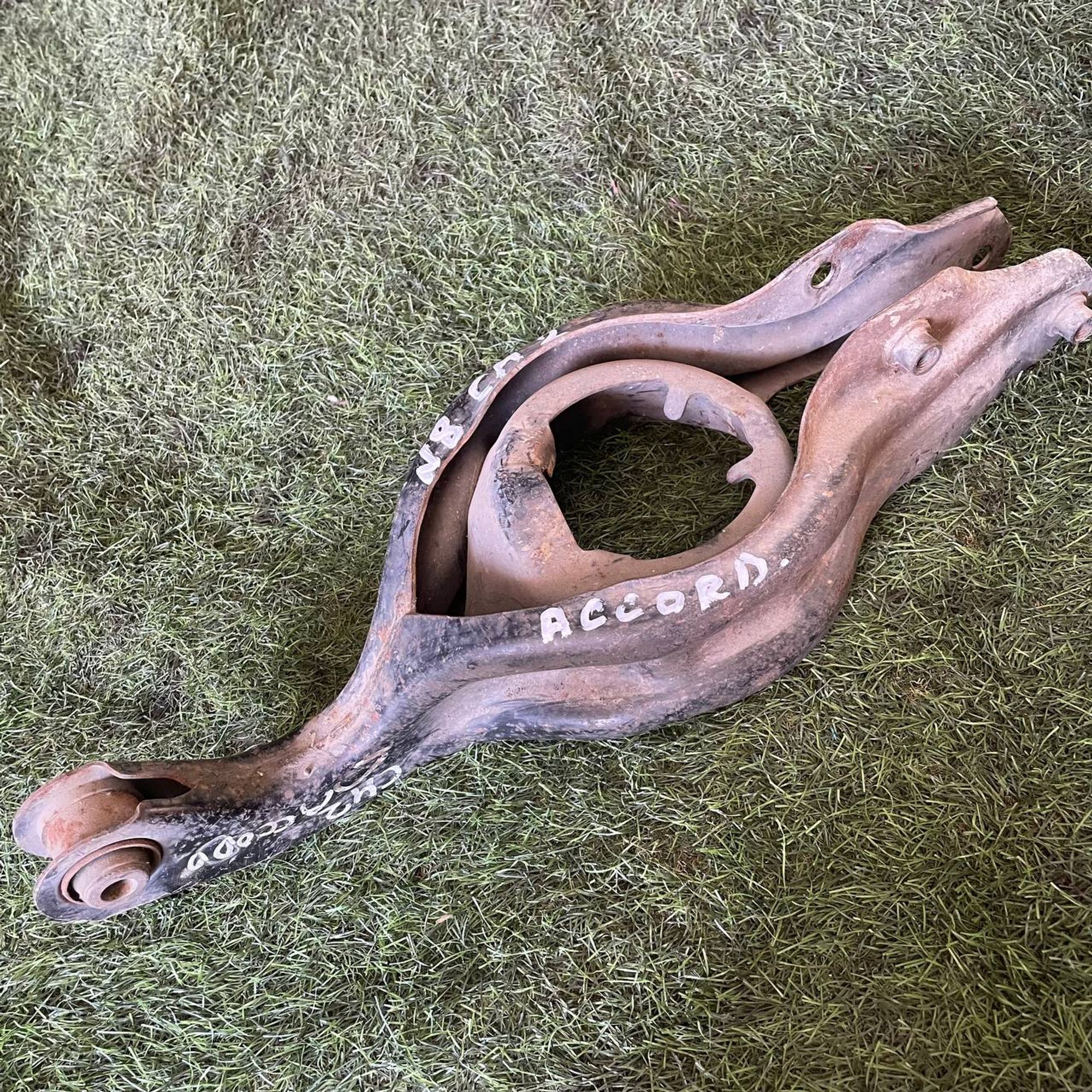 8 Рычаг задний левый нижний Honda Accord CM2, 3000 рублей, Невинномысск