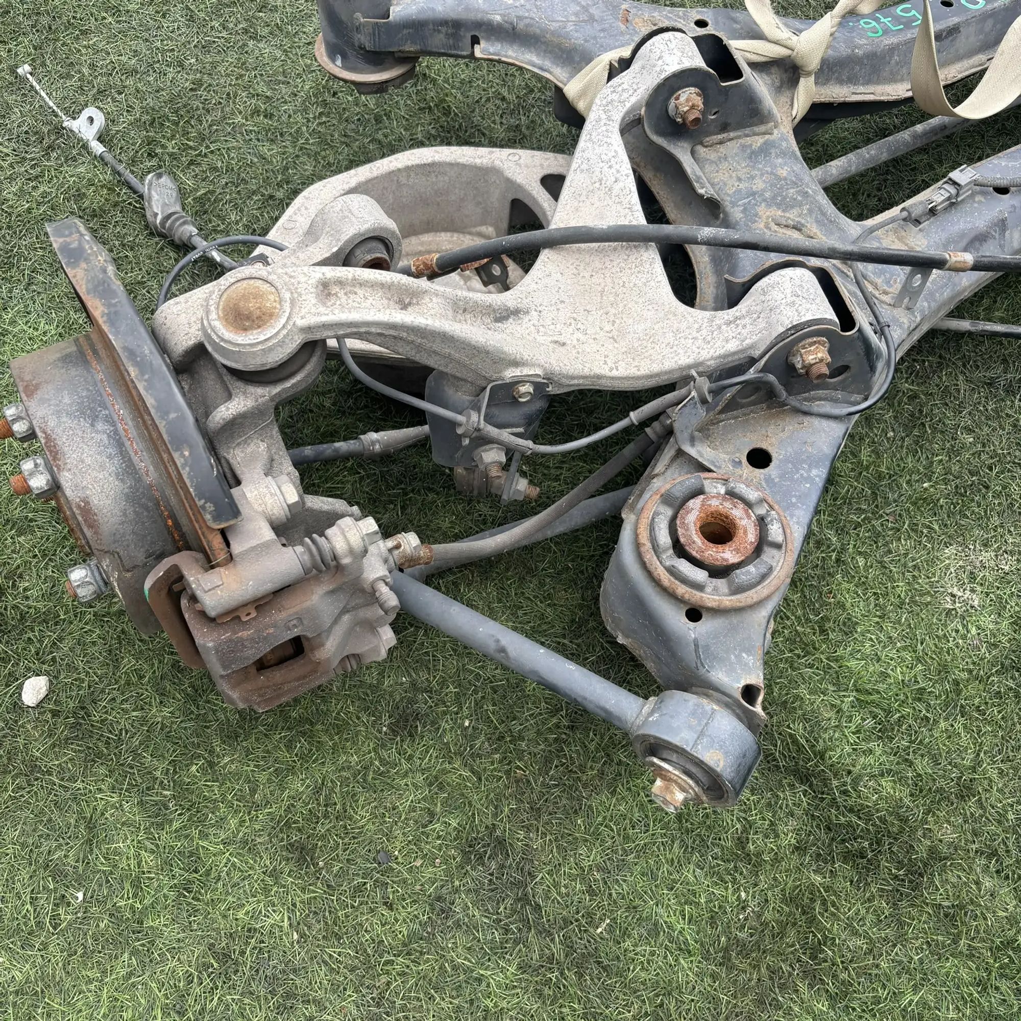https://ycs.partsauto.market/partsauto-images/thmbs/userImages/772e461030aea93f4dbb6447c0f924d3/part/872ec907-9740-4731-bc3d-bdbb8f41947f_1777014269430.jpg