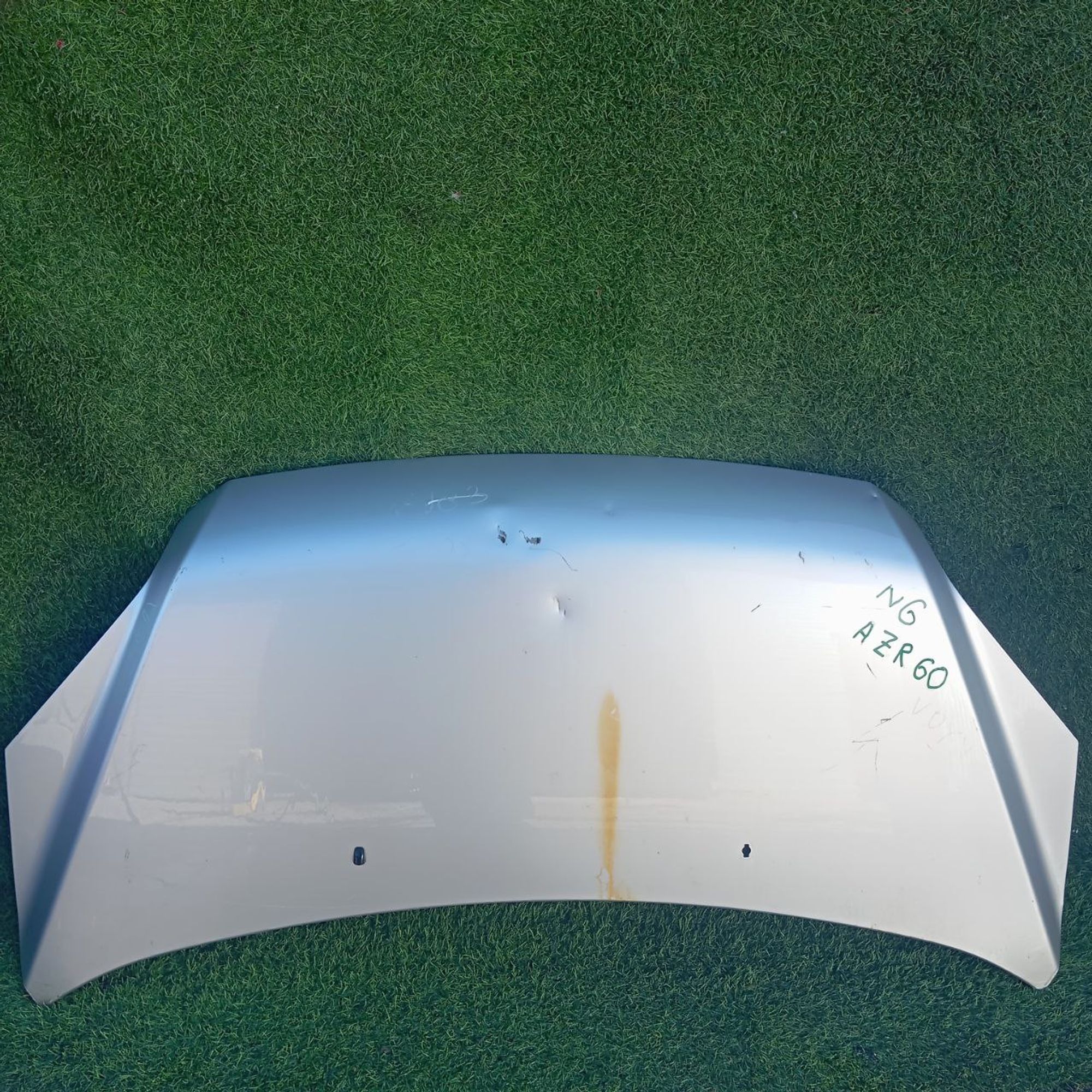 6 капот на TOYOTA VOXY AZR60, 12500 рублей, Невинномысск