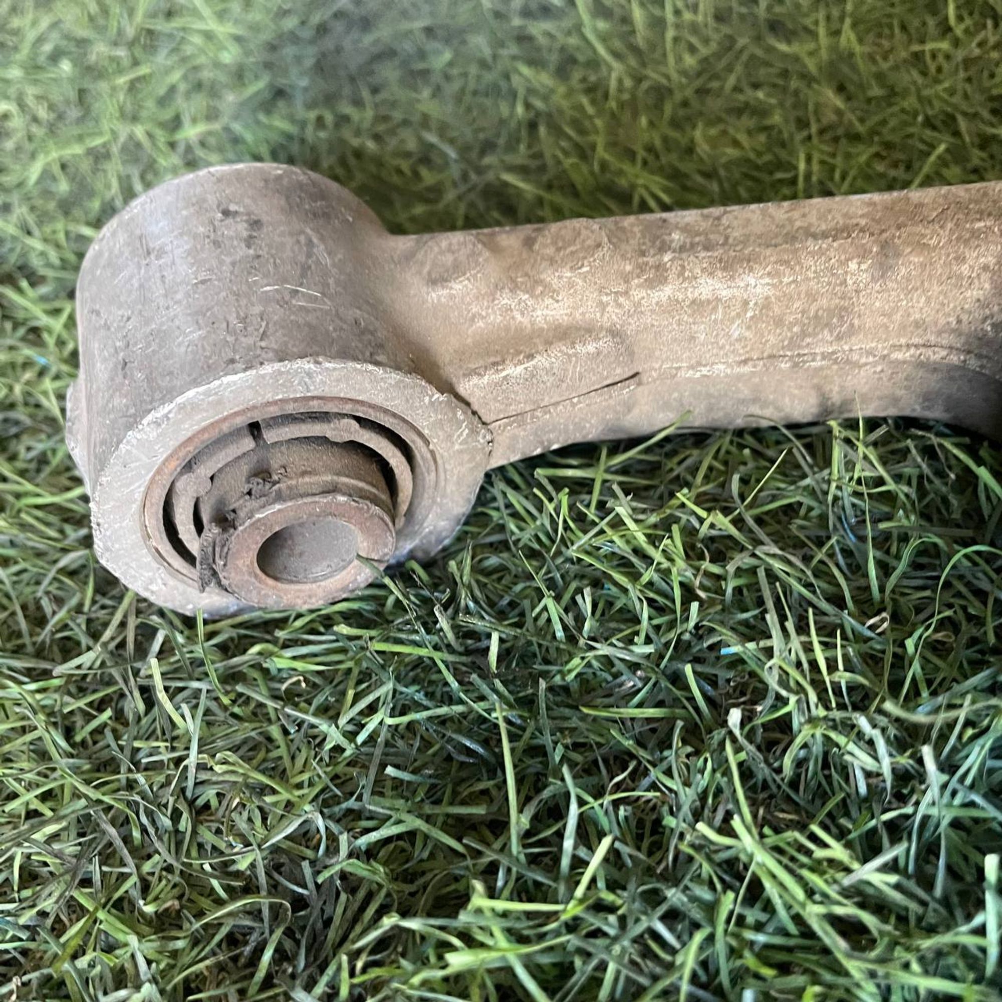 381 Рычаг передний правый нижний SUBARU LEGACY BP5, 4500 рублей, Невинномысск