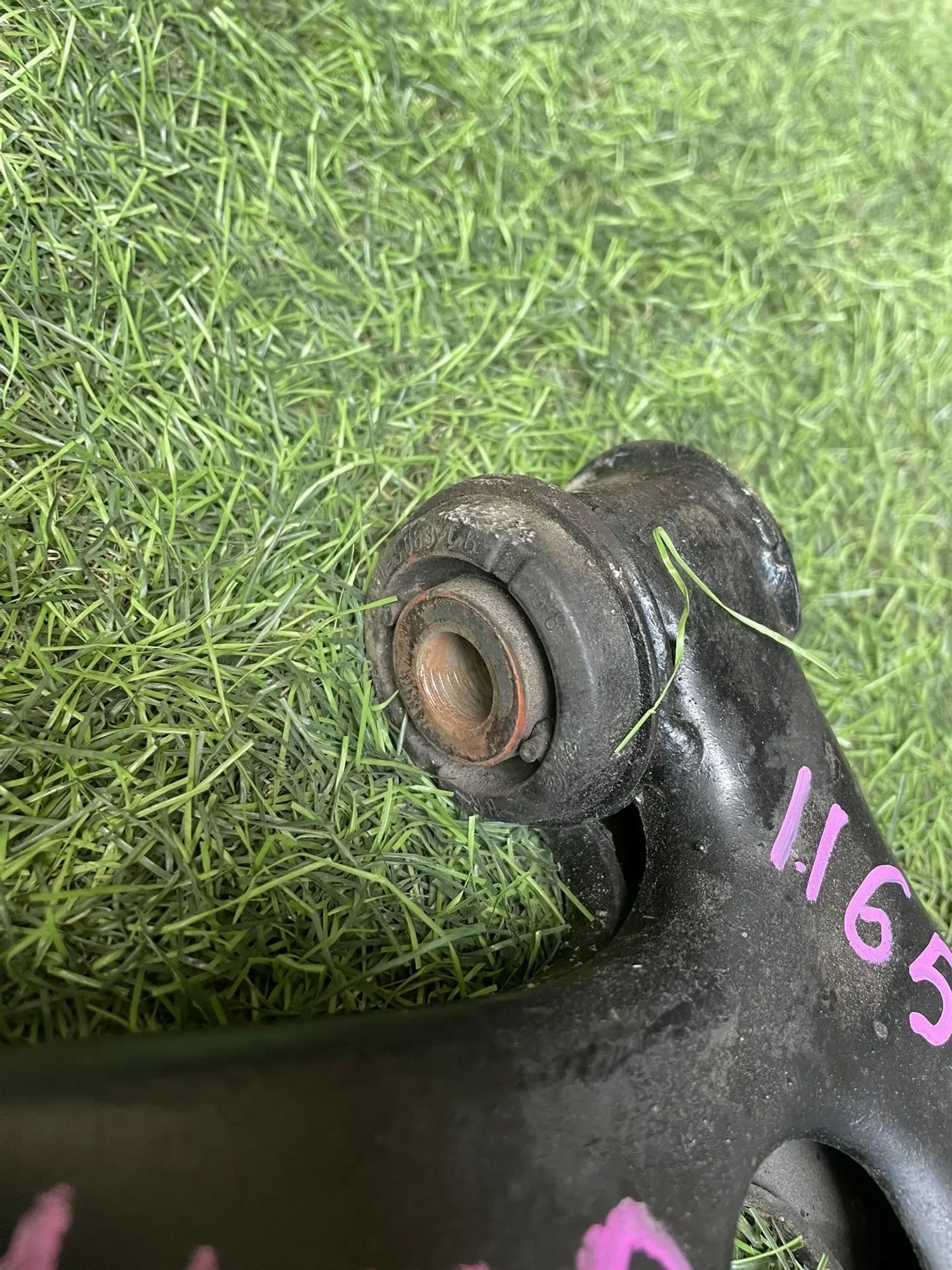 https://ycs.partsauto.market/partsauto-images/thmbs/userImages/772e461030aea93f4dbb6447c0f924d3/part/881e9cd1-c0a7-4459-aa7d-f01d25a7e41f_1774360574405.jpg