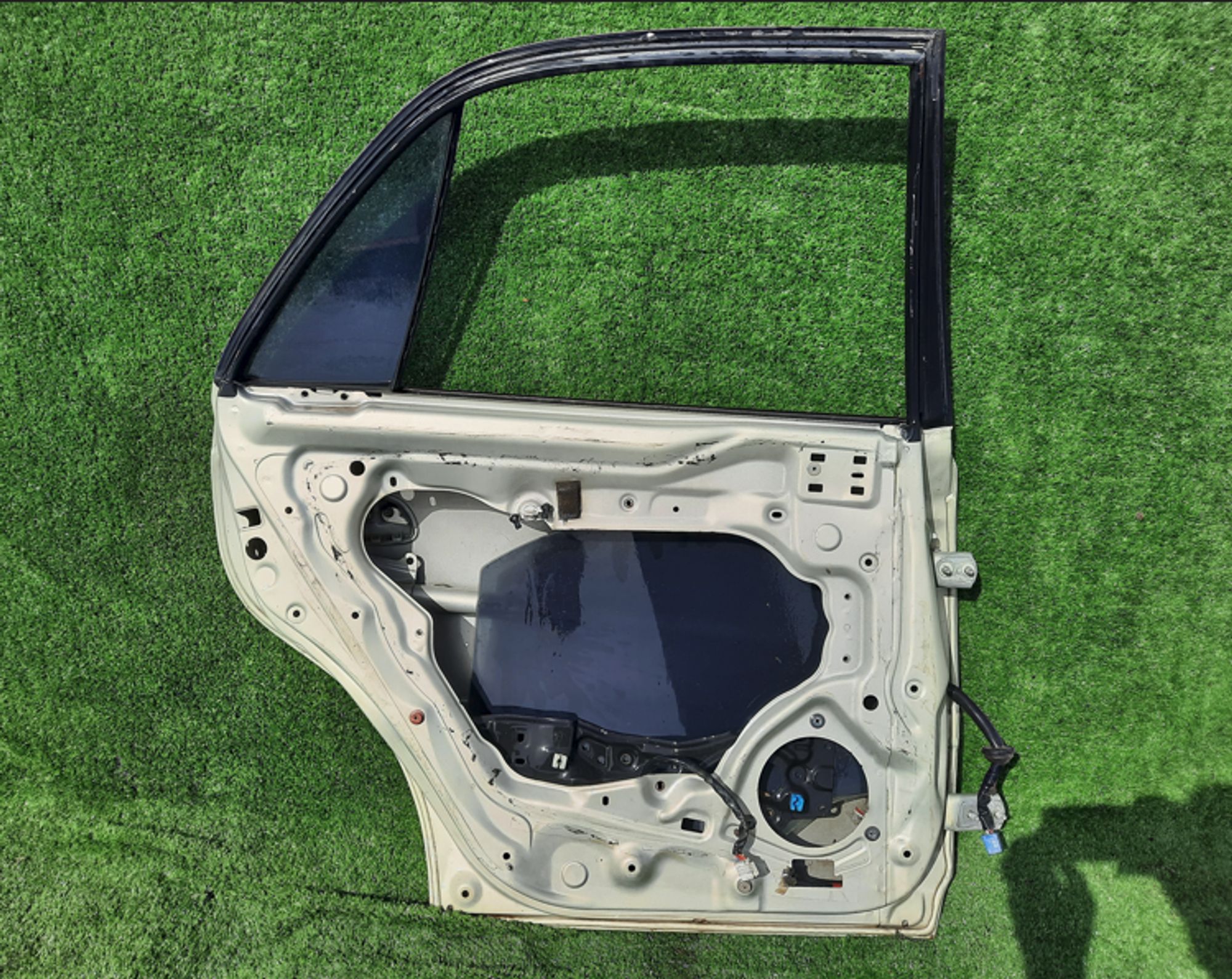 1230 дверь на TOYOTA CARINA AT190, 10500 рублей, Невинномысск