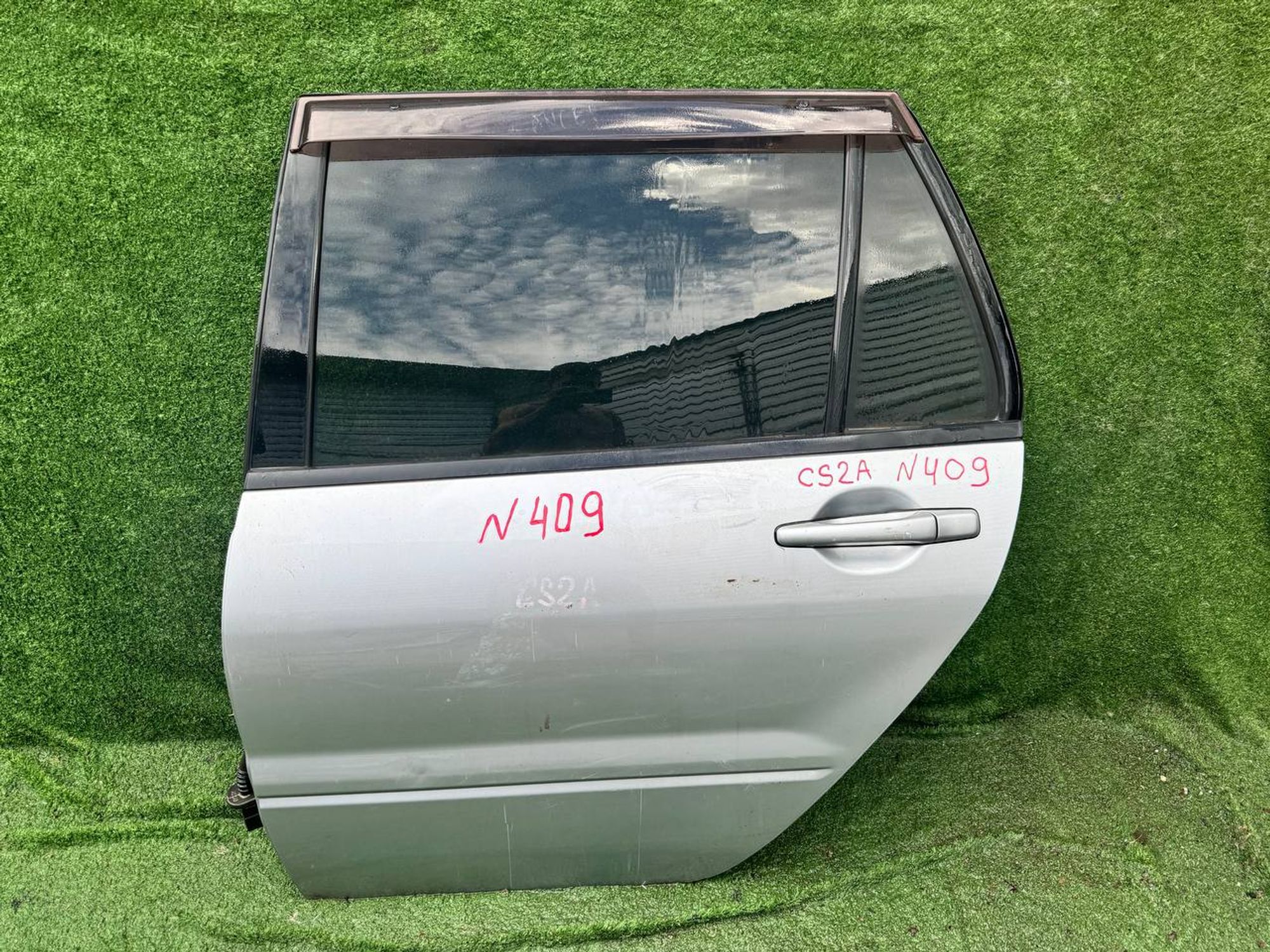 409 дверь на MITSUBISHI LANCER CS2A, 11500 рублей, Невинномысск