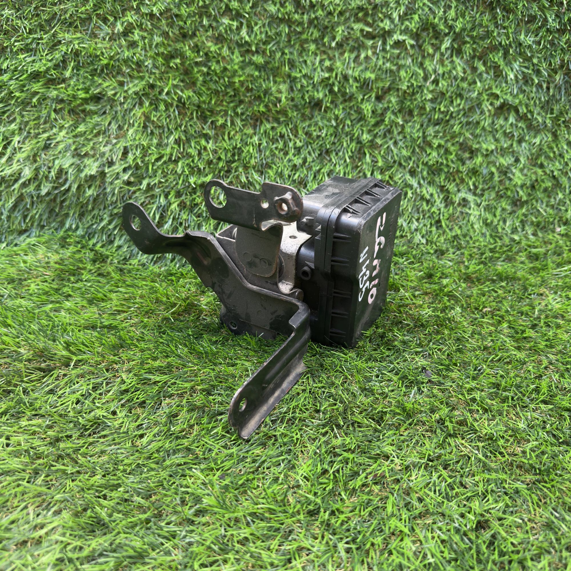 435 Блок ABS TOYOTA ISIS 	ZGM10, 1 рублей, Невинномысск