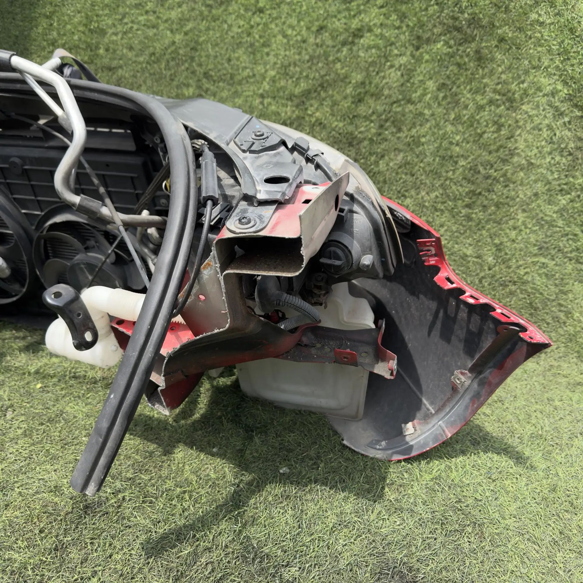https://ycs.partsauto.market/partsauto-images/thmbs/userImages/772e461030aea93f4dbb6447c0f924d3/part/897610b4-7ea9-4dbb-8110-9050f67dea37_1778156870616.jpg