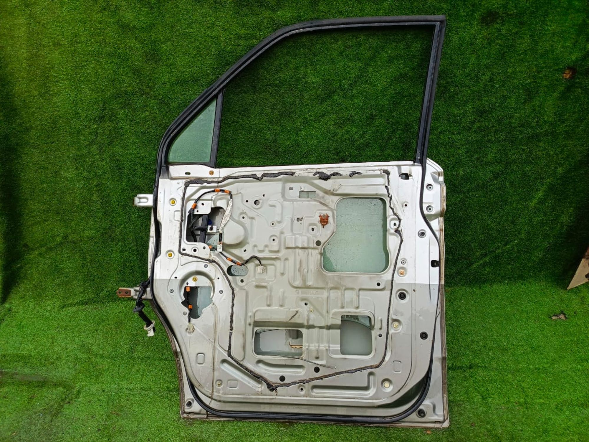 1329 дверь на MAZDA BONGO FRIENDEE SGLW, 7000 рублей, Невинномысск