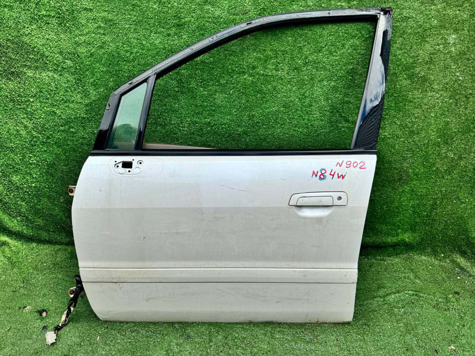 902 дверь на MITSUBISHI CHARIOT N84W, 9000 рублей, Невинномысск