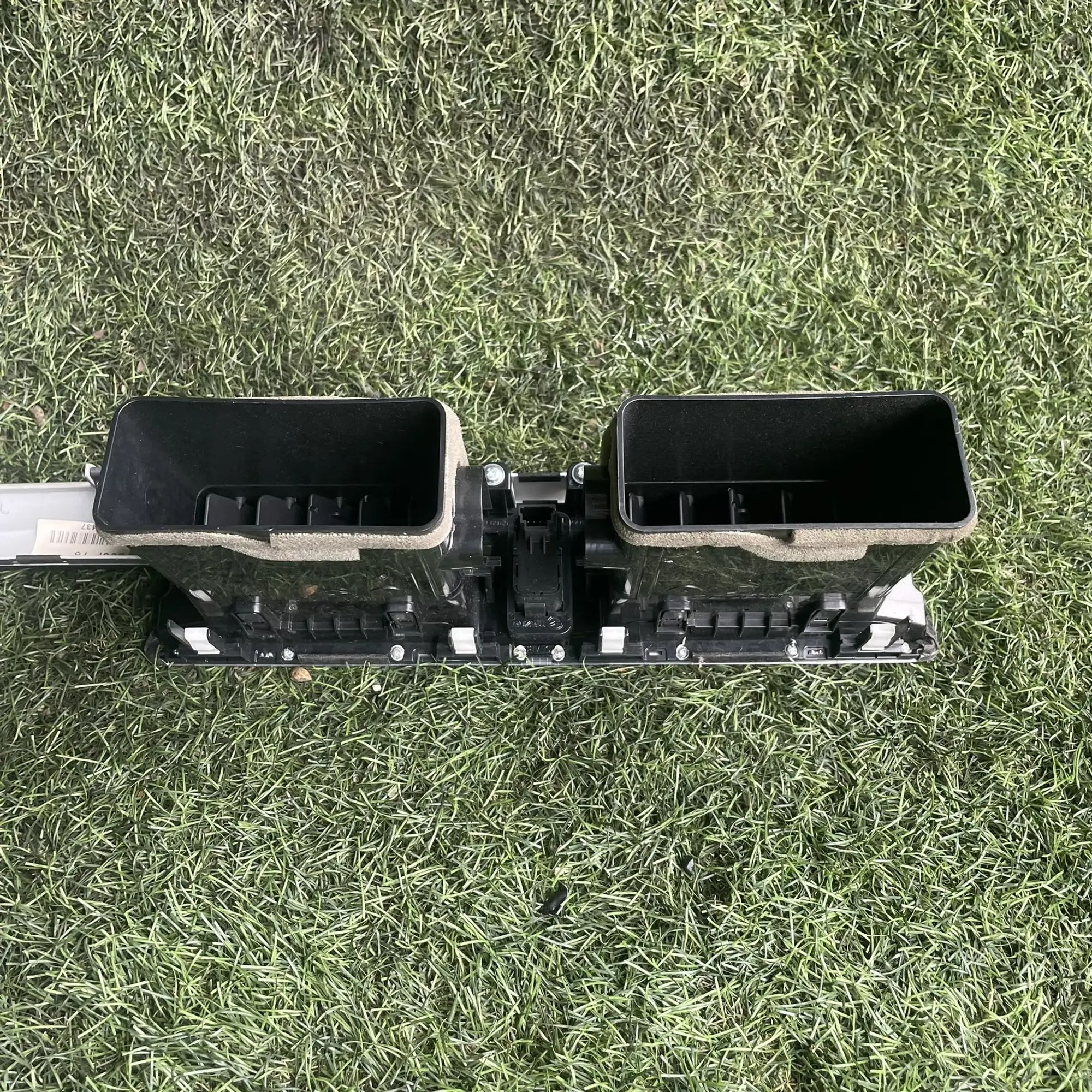 https://ycs.partsauto.market/partsauto-images/thmbs/userImages/772e461030aea93f4dbb6447c0f924d3/part/89f89a31-74b3-49b2-acf8-aa1431b7119c_1776678616724.jpg