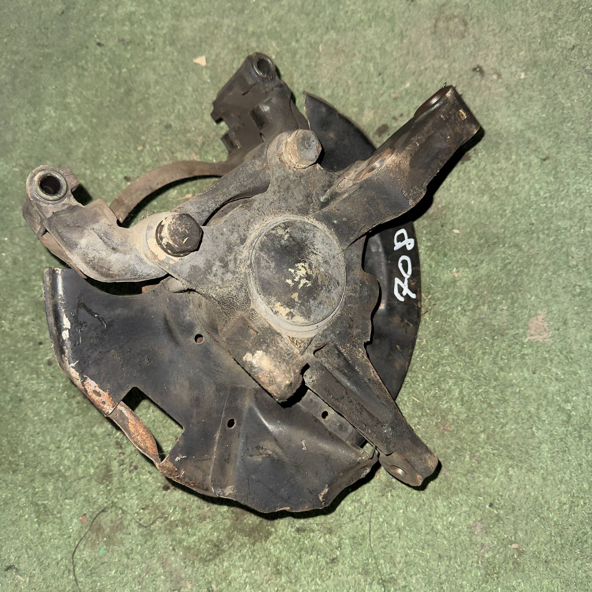 708 Ступица передняя правая NISSAN LARGO W30, 1 рублей, Невинномысск