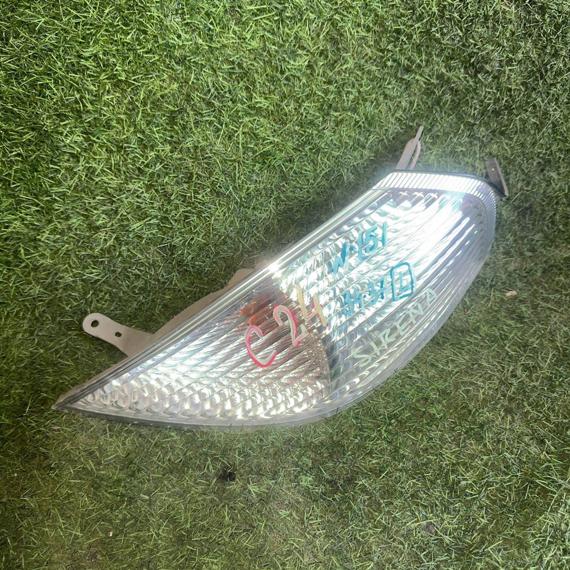 151 Фонарь габаритный левый NISSAN SERENA C24, 2500 рублей, Невинномысск