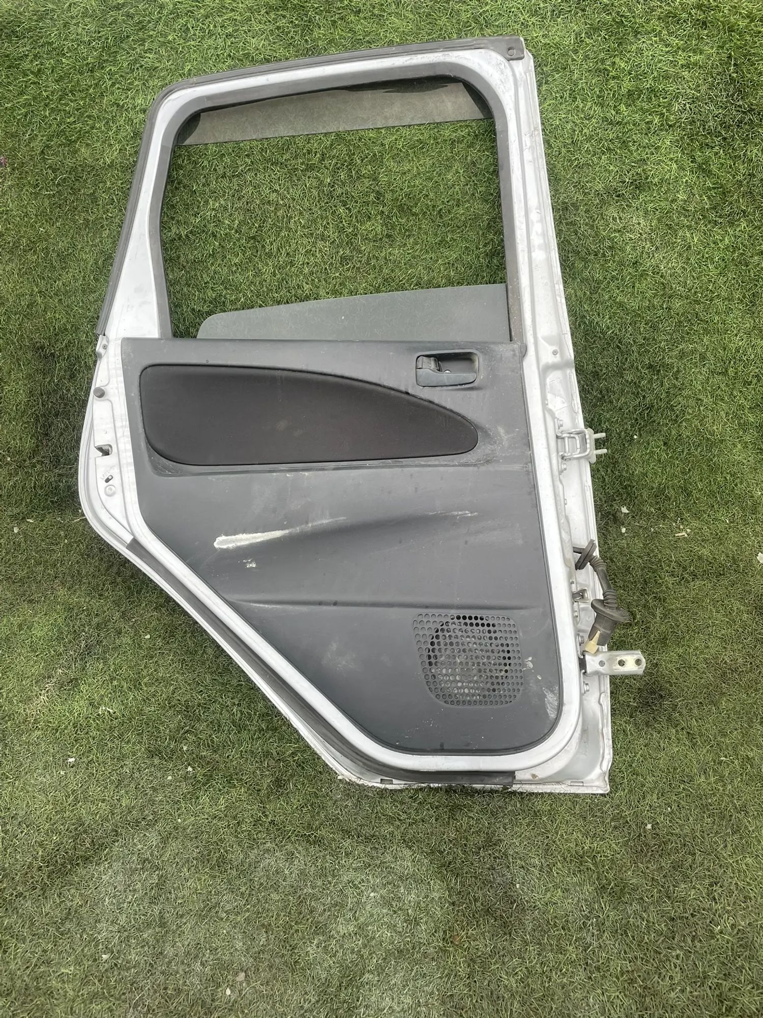 4148 Дверь задняя левая Mitsubishi Colt Z25A 4G19 1.3 2002, 10500 рублей, Невинномысск